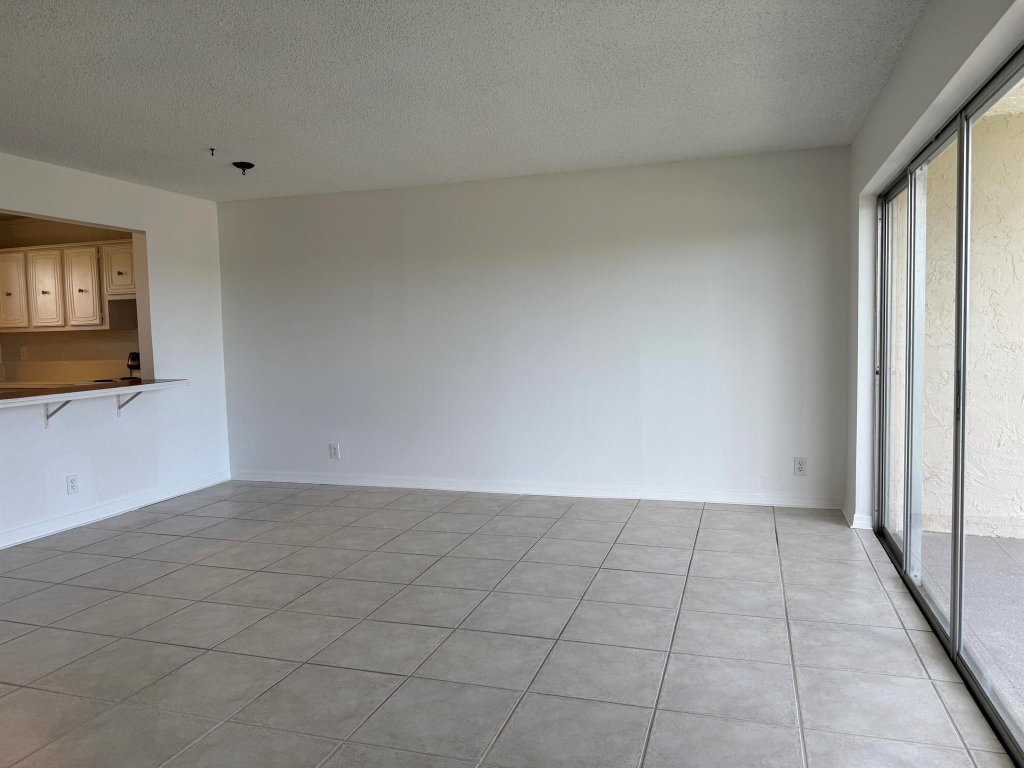 LAKESIDE VILLAGE CONDO 10 - Residential