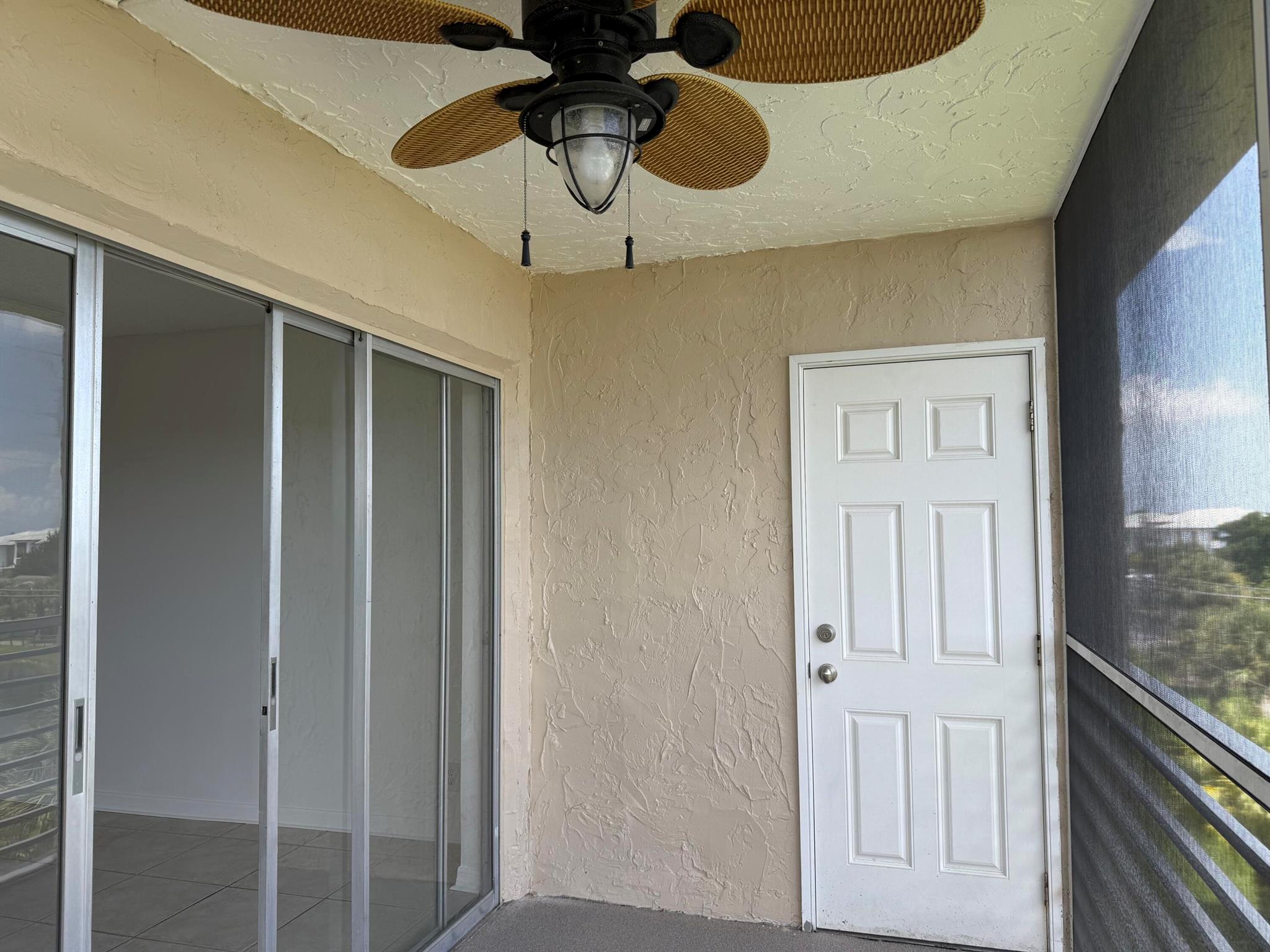 LAKESIDE VILLAGE CONDO 10 - Residential