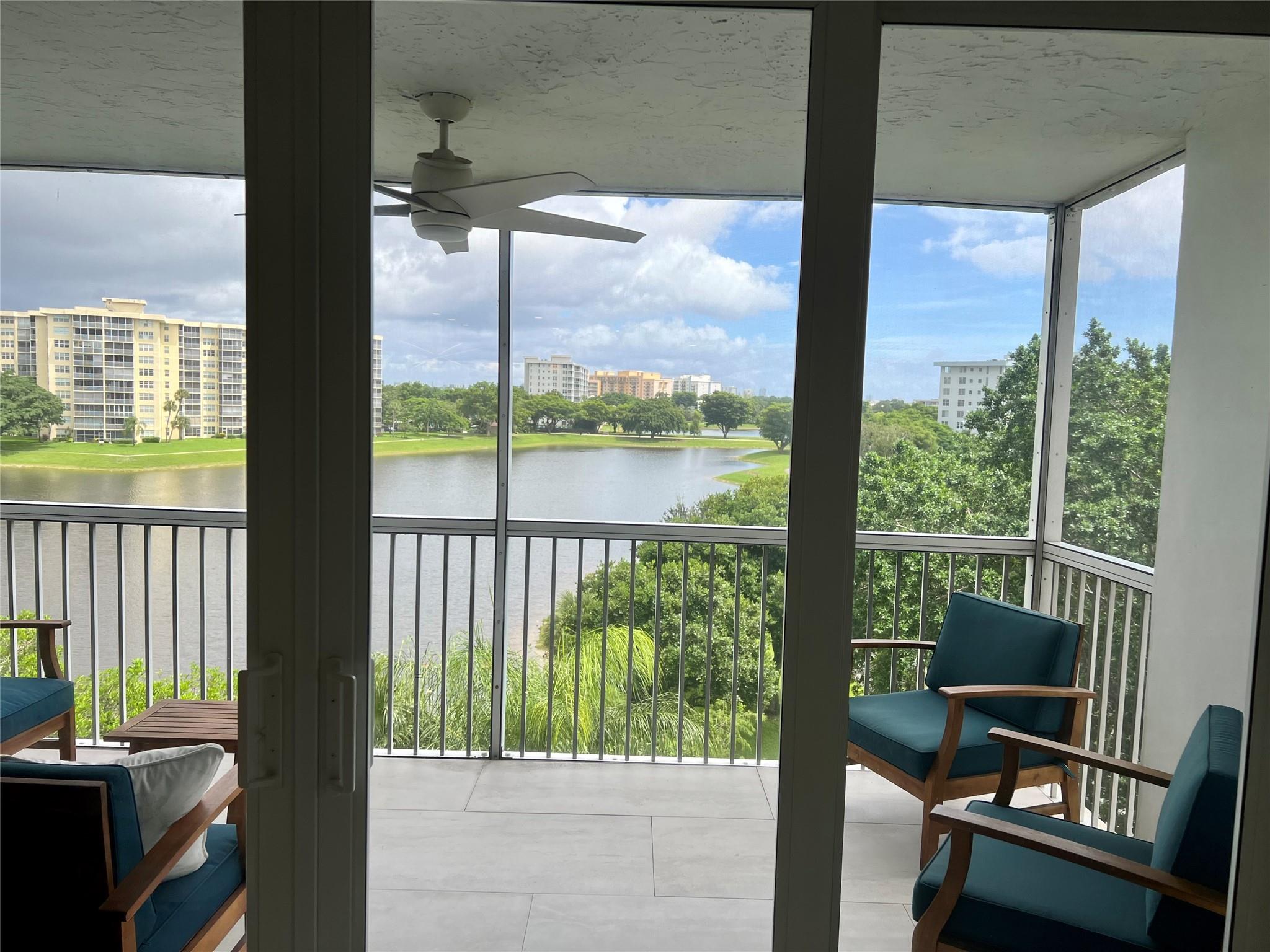 3051 N Course Dr 601