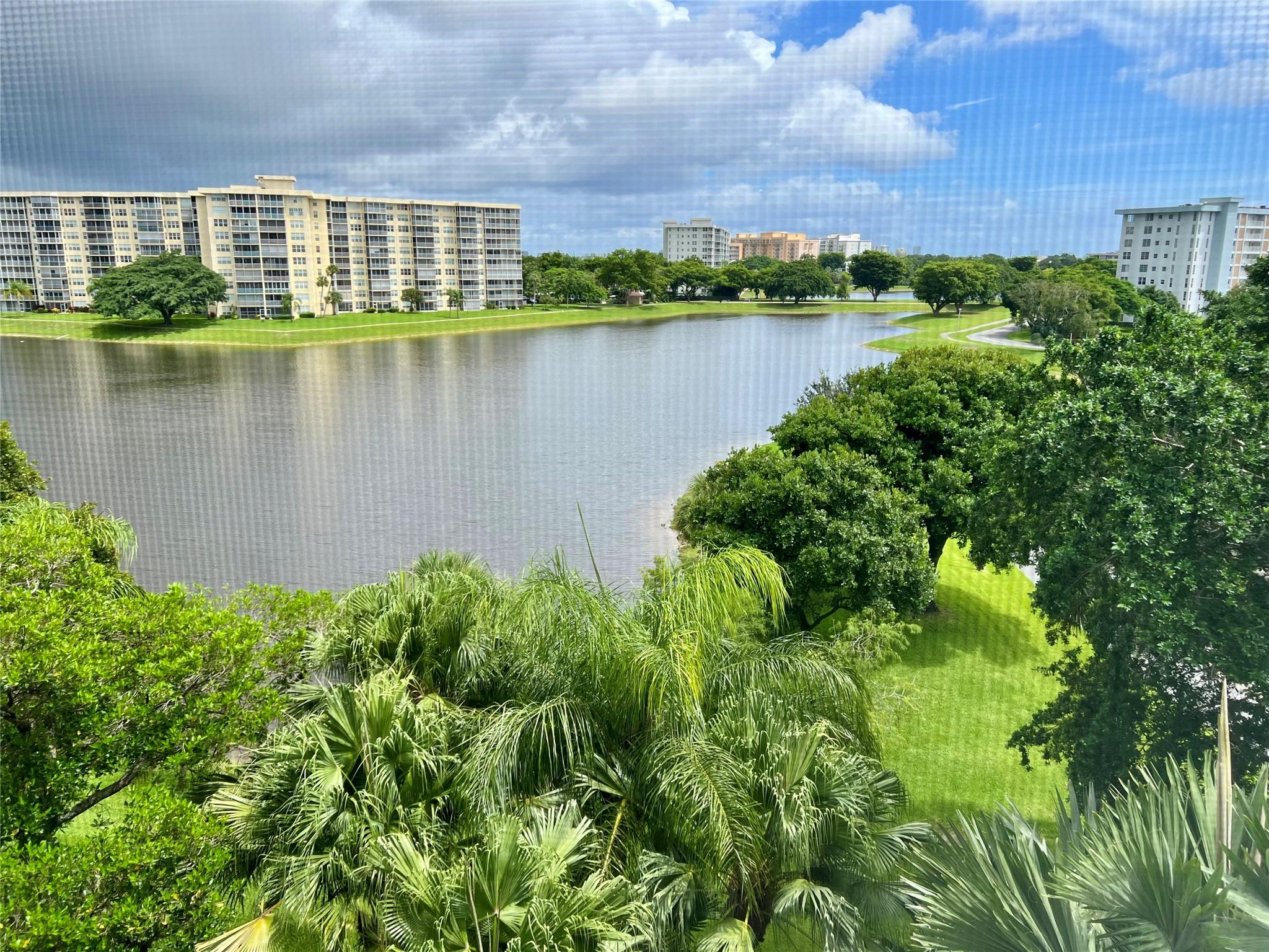 3051 N Course Dr 601