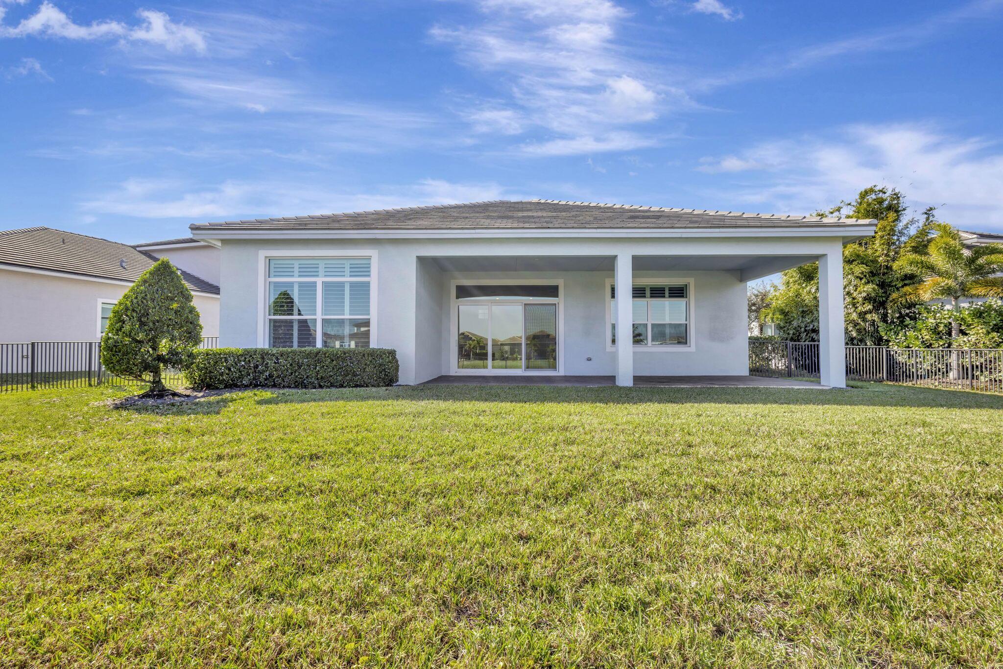 VERANO SOUTH POD A PLAT N - Residential Lease