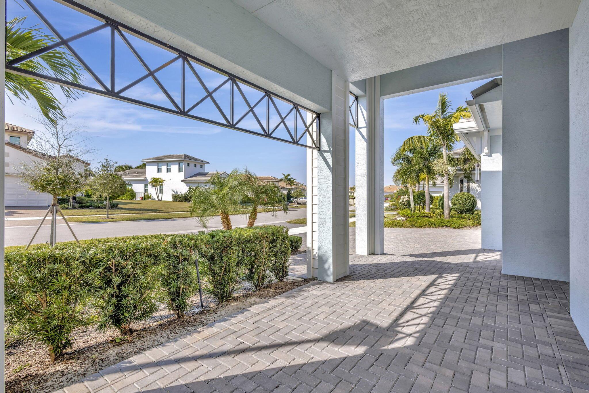 VERANO SOUTH POD A PLAT N - Residential Lease