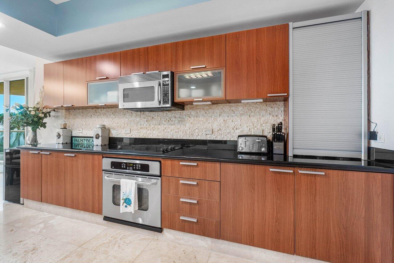 MARINA GRANDE RIVIERA BEACH CONDO - Residential Lease