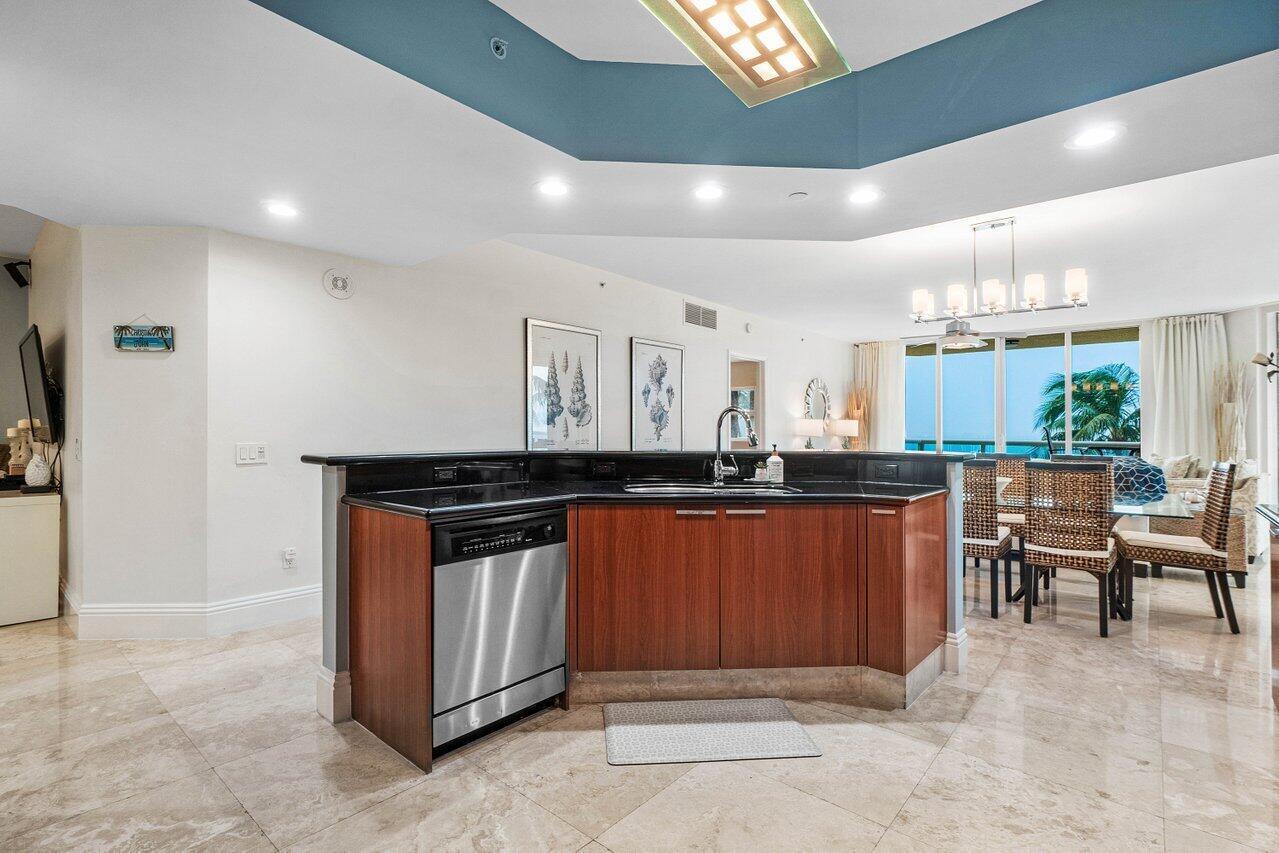 MARINA GRANDE RIVIERA BEACH CONDO - Residential Lease