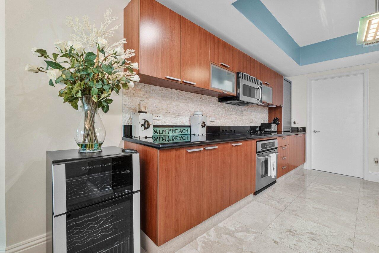 MARINA GRANDE RIVIERA BEACH CONDO - Residential Lease