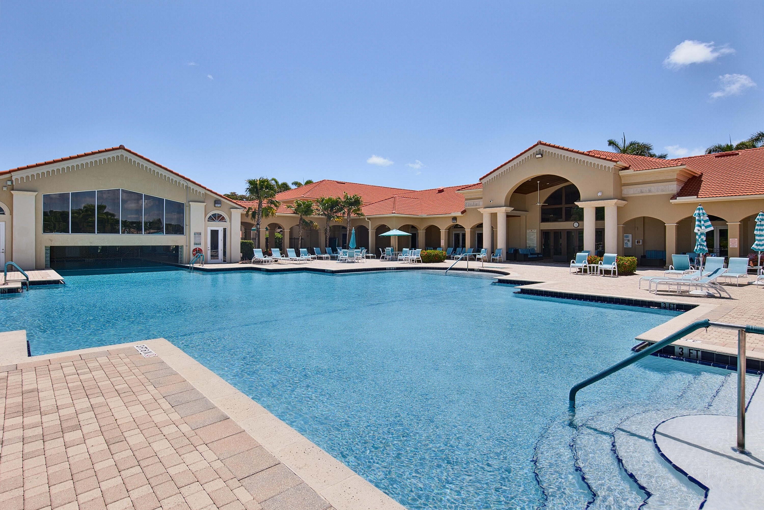 Cascades Lakes - Residential