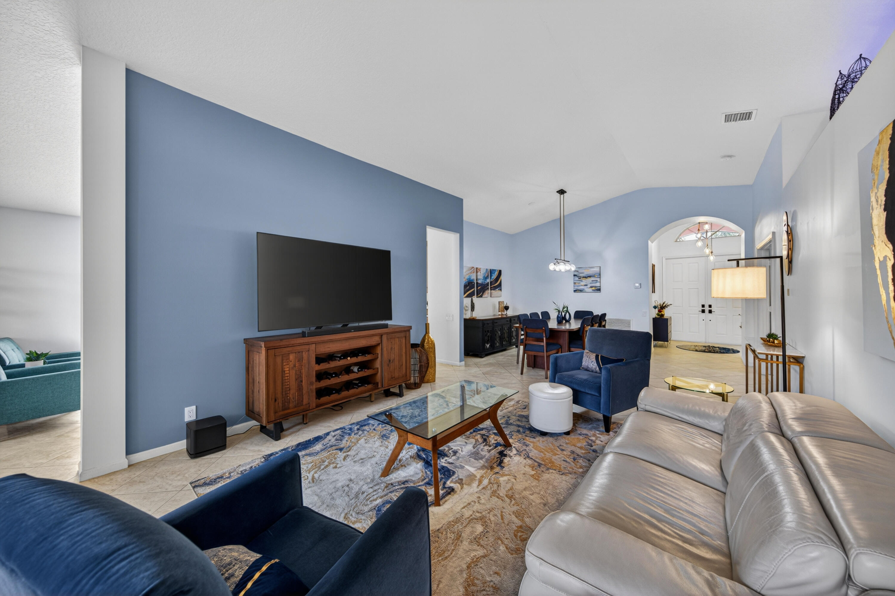 Cascades Lakes - Residential