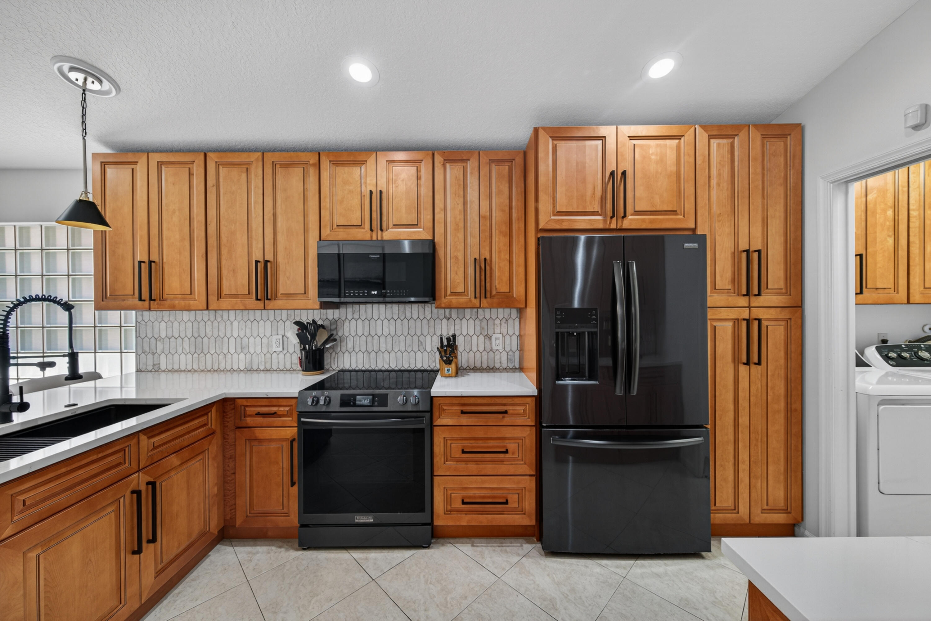 Cascades Lakes - Residential