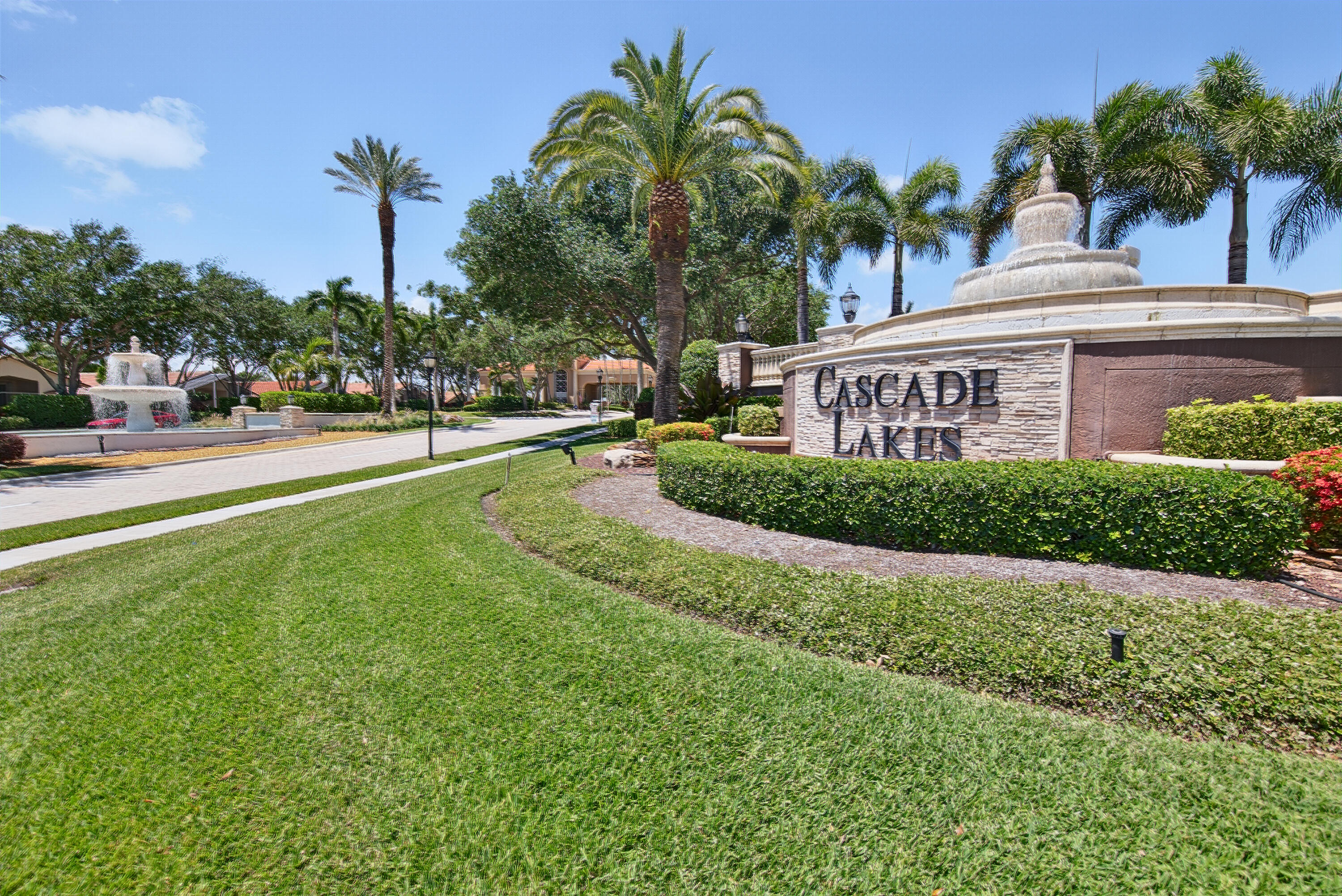 Cascades Lakes - Residential
