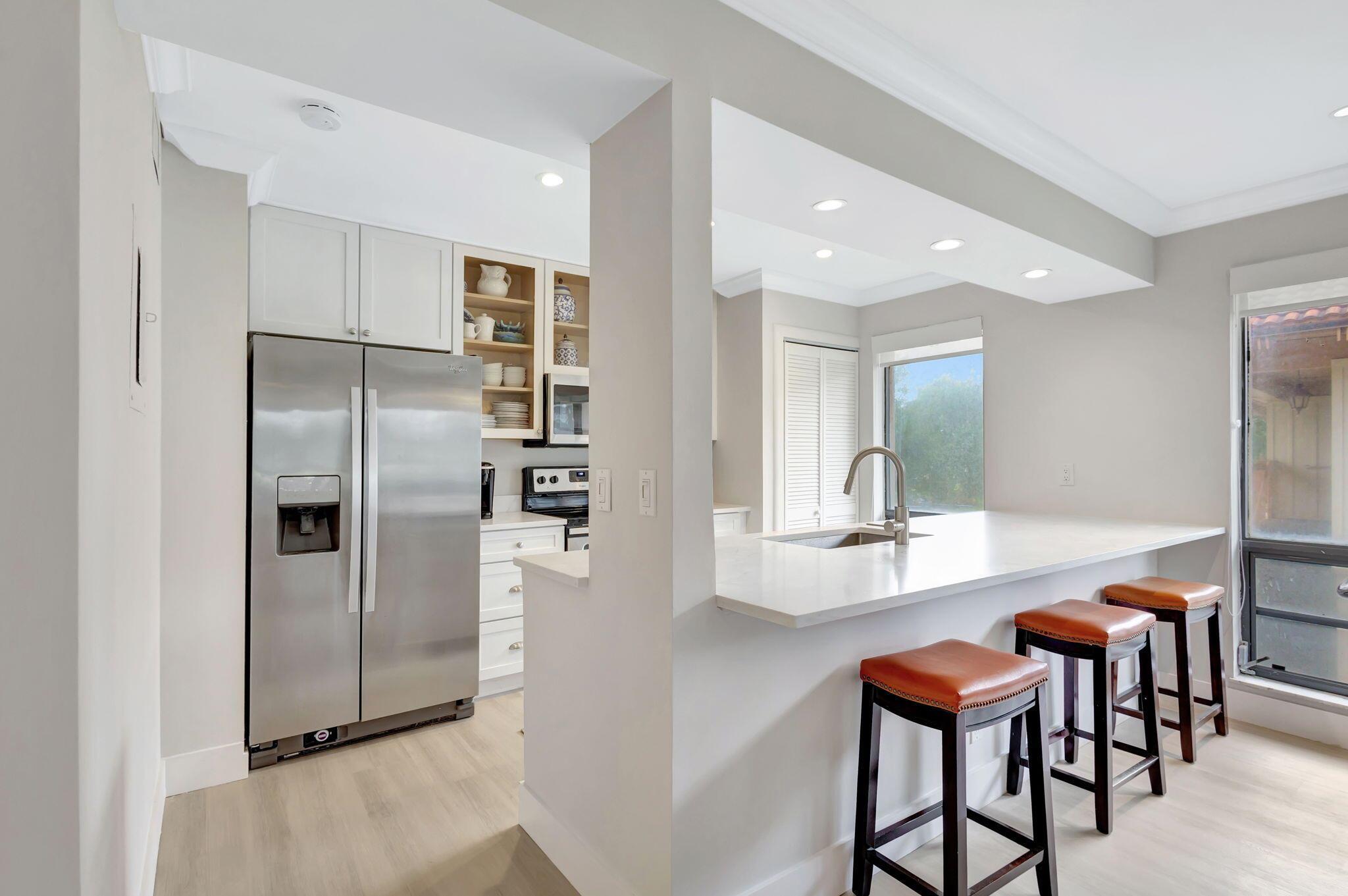 GOLF VILLAS CONDO - Residential