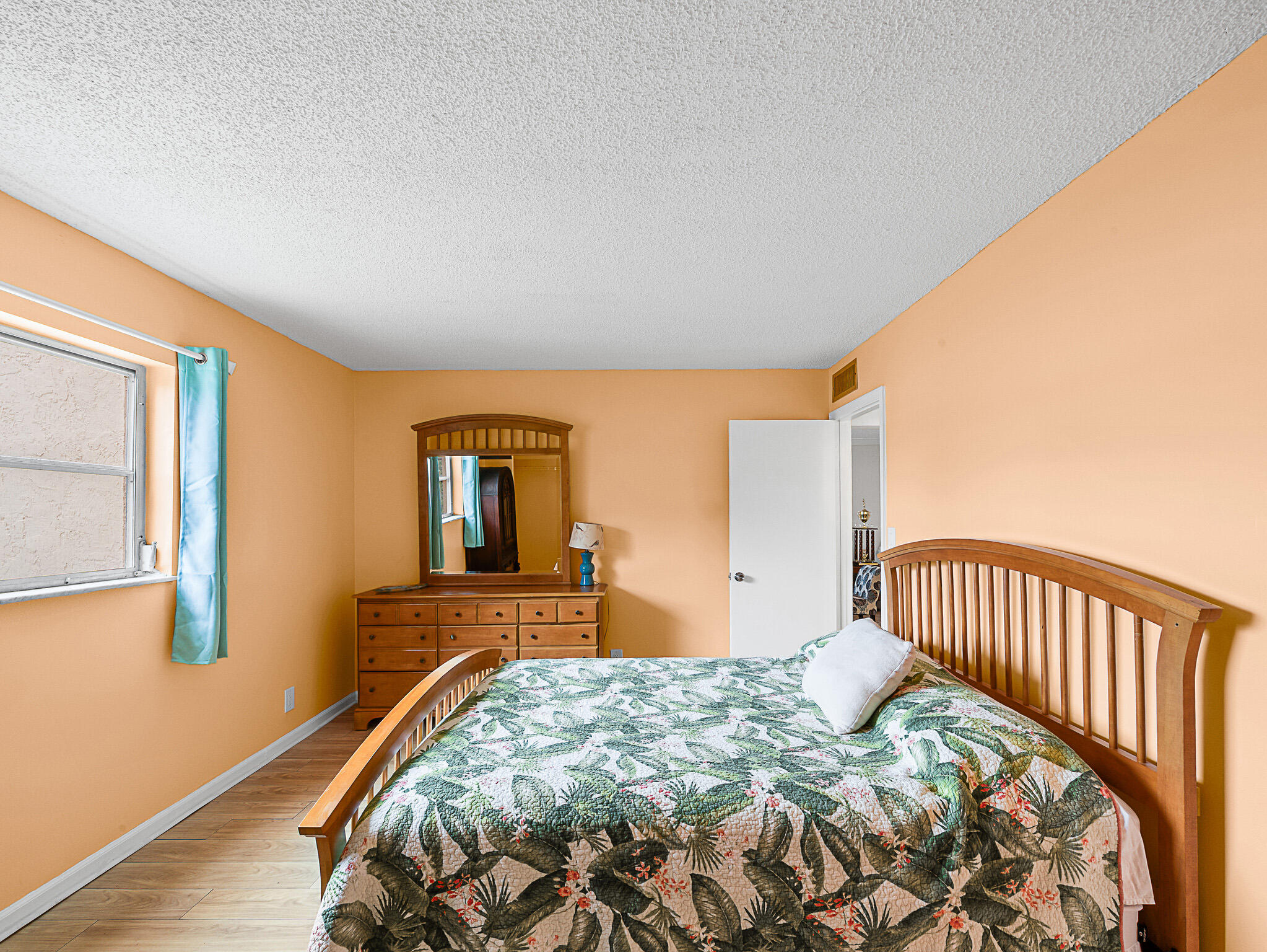 DEERFIELD PINES NORTH CONDO - Residential