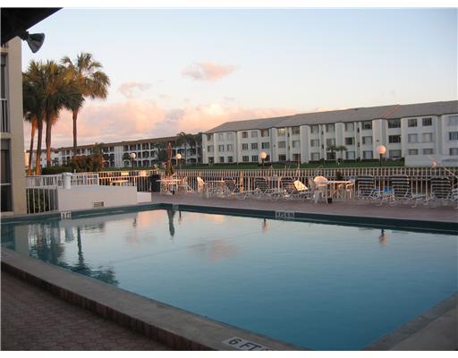 PARADISE VILLAS CONDO - Residential