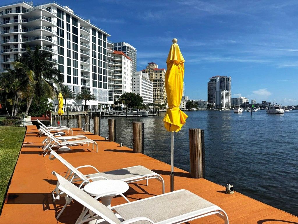 Photo of 341 N Birch Road #416, Fort Lauderdale, FL 33304 (MLS # F10528663)