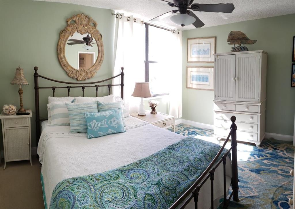 LAVERS RESORT & RACQUET CLUB - Residential Lease