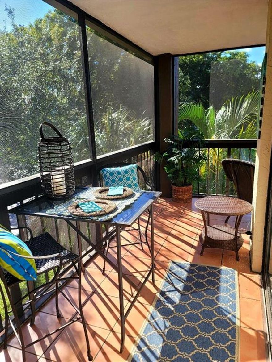 CHARMING AND CLEAN ONE BEDROOM CONDO, TURN KEY WITH WRAP AROUND PATIO AND FULL LAUNDRY     ****. AVAILABLE APRIL THRU DEC 2023 ONLY.