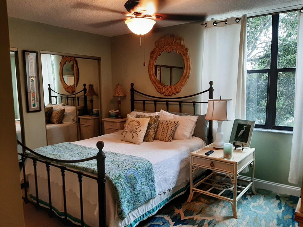 LAVERS RESORT & RACQUET CLUB - Residential Lease