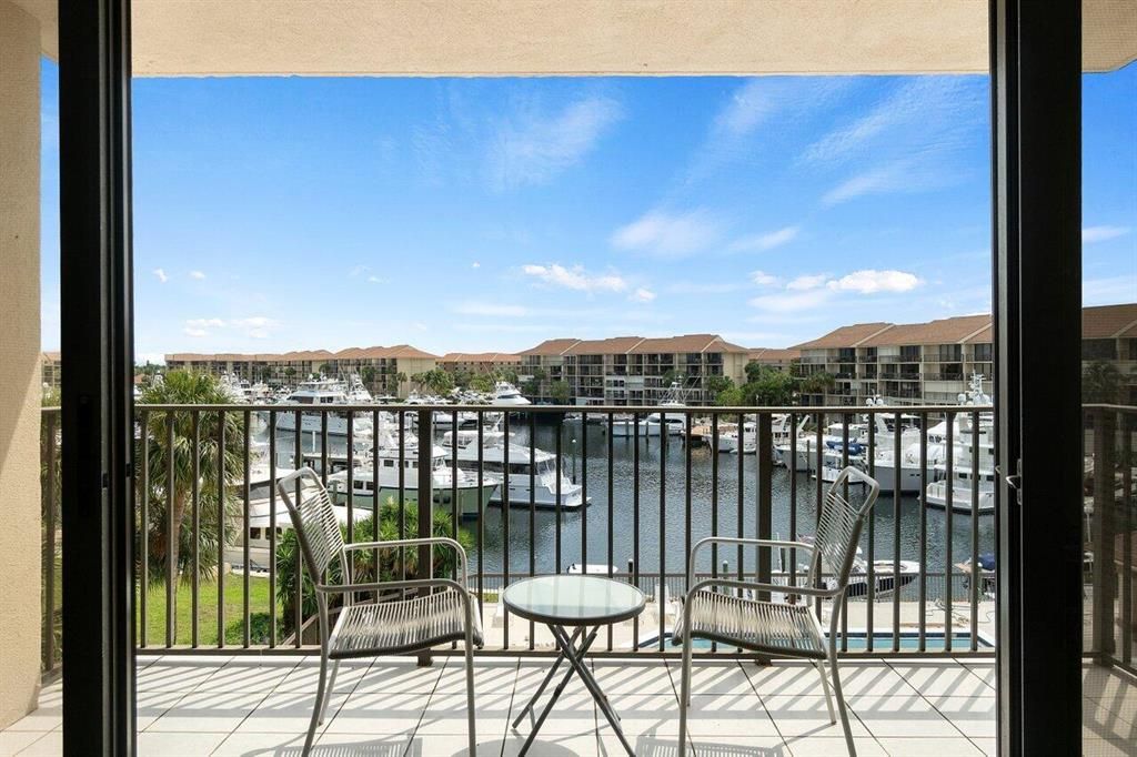 Photo of 1501 Marina Isle 404 Way #404, Jupiter, FL 33477 (MLS # R10712948)