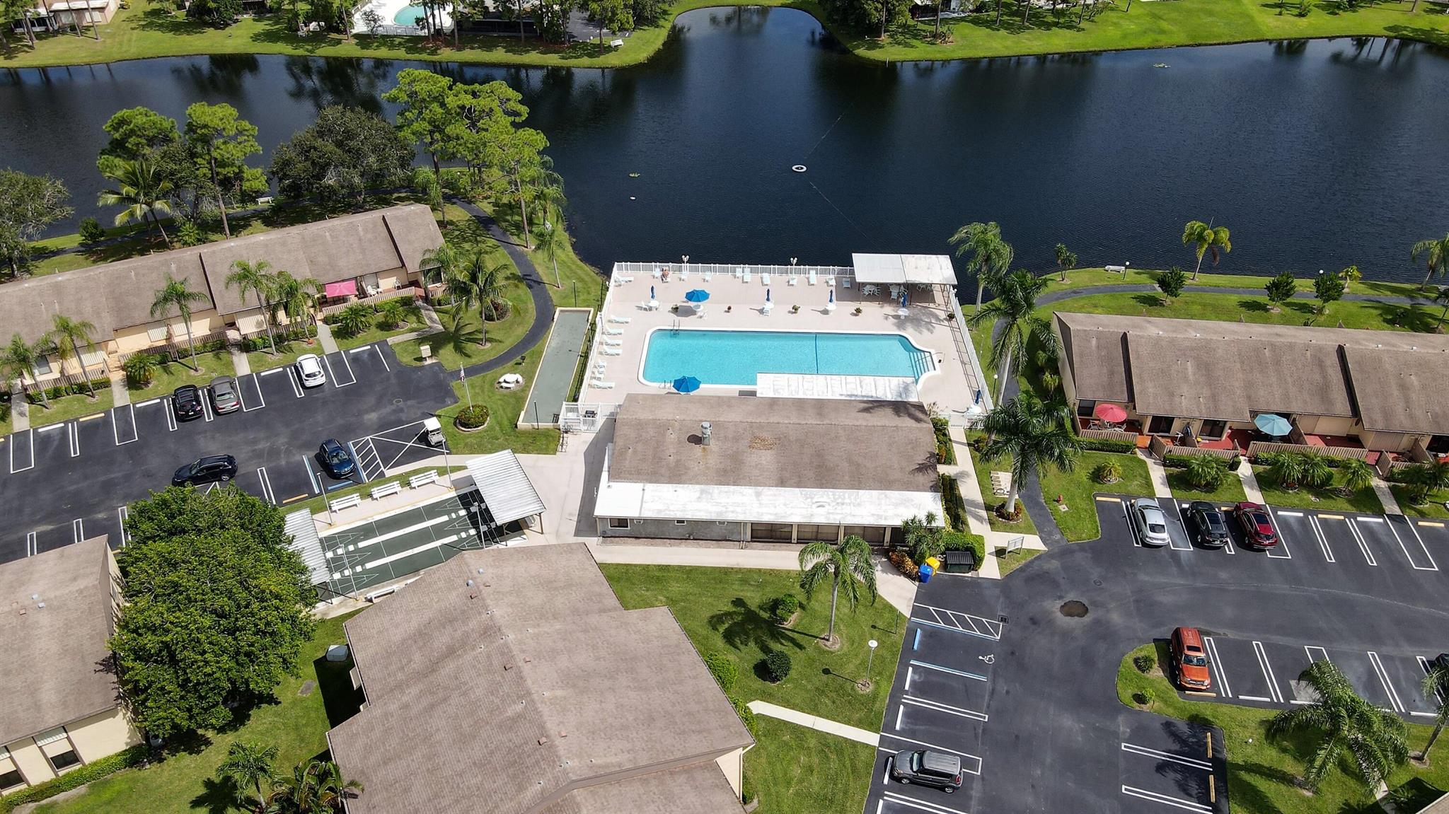 PINE RIDGE SOUTH IV CONDO - Residential