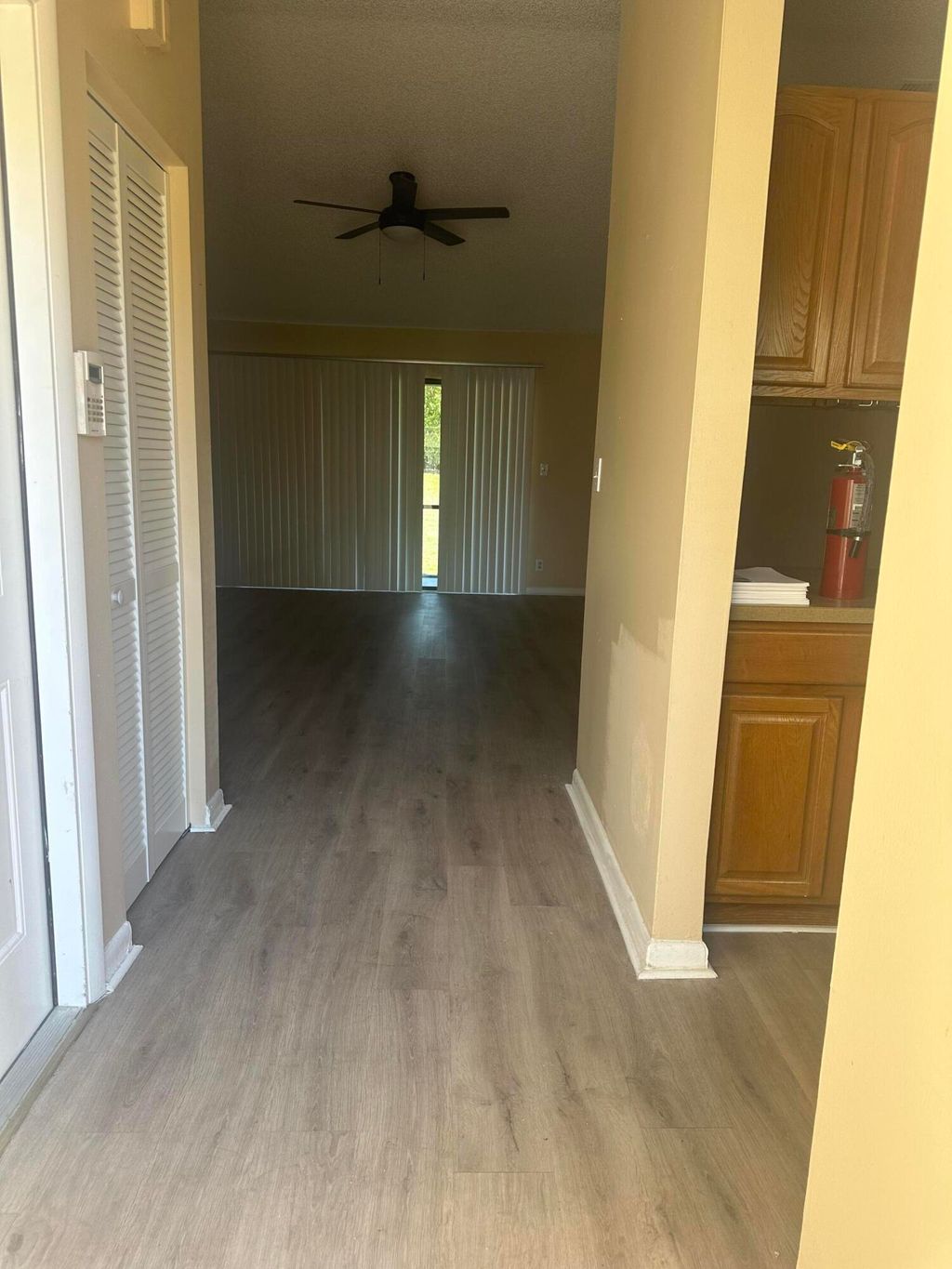 Photo of 27 Kensington Lane, Boynton Beach, FL 33426 (MLS # B26003010)