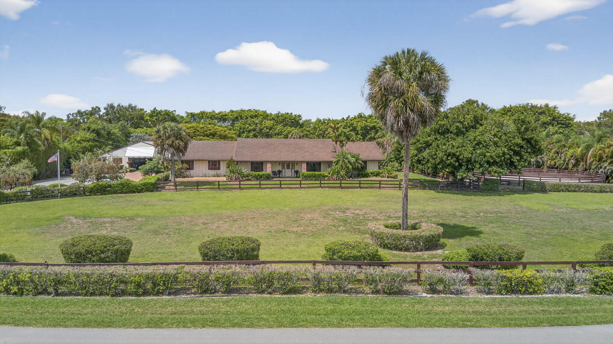 PALM BEACH LITTLE RANCHES EAST OF WELLINGTON - Residential