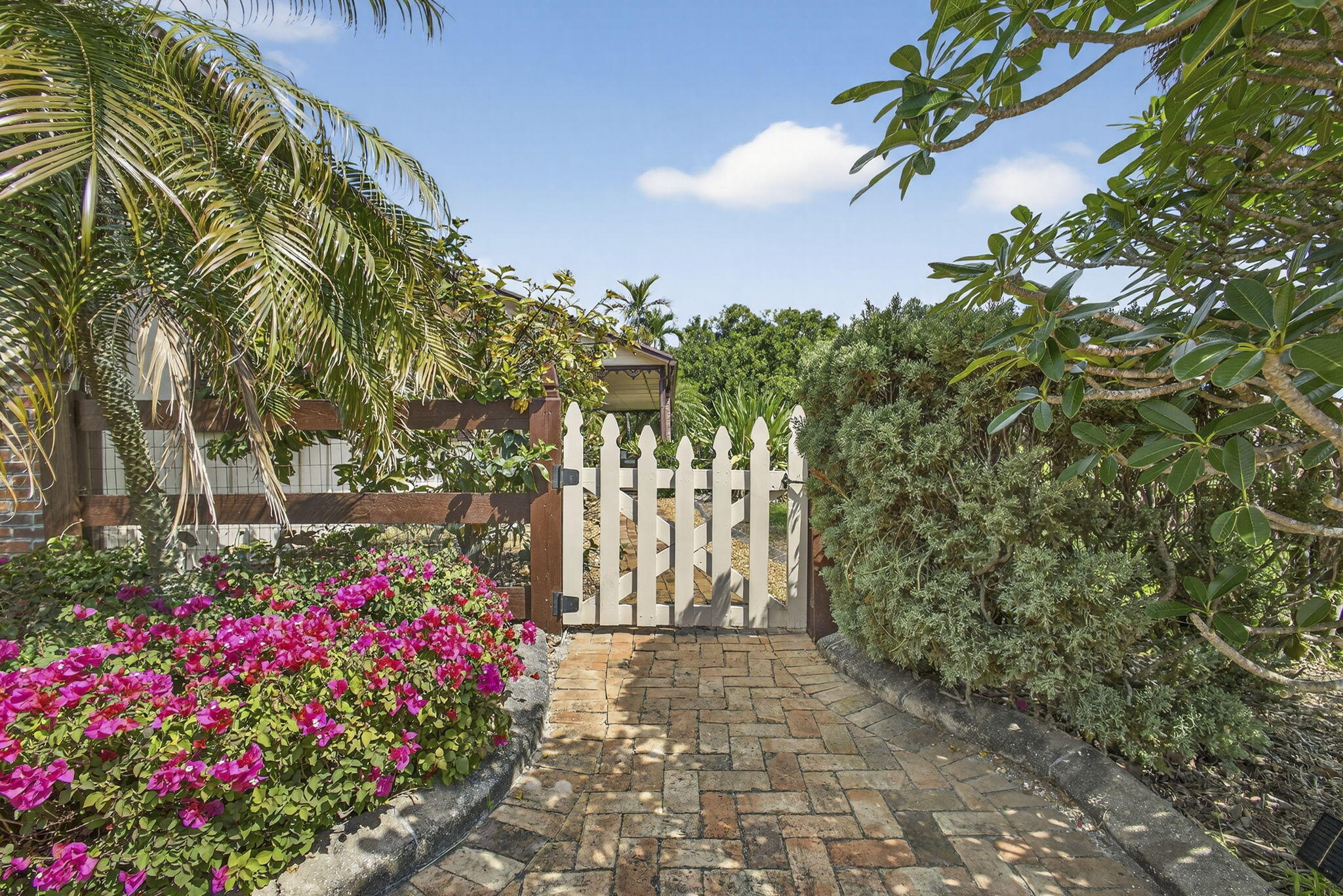 PALM BEACH LITTLE RANCHES EAST OF WELLINGTON - Residential