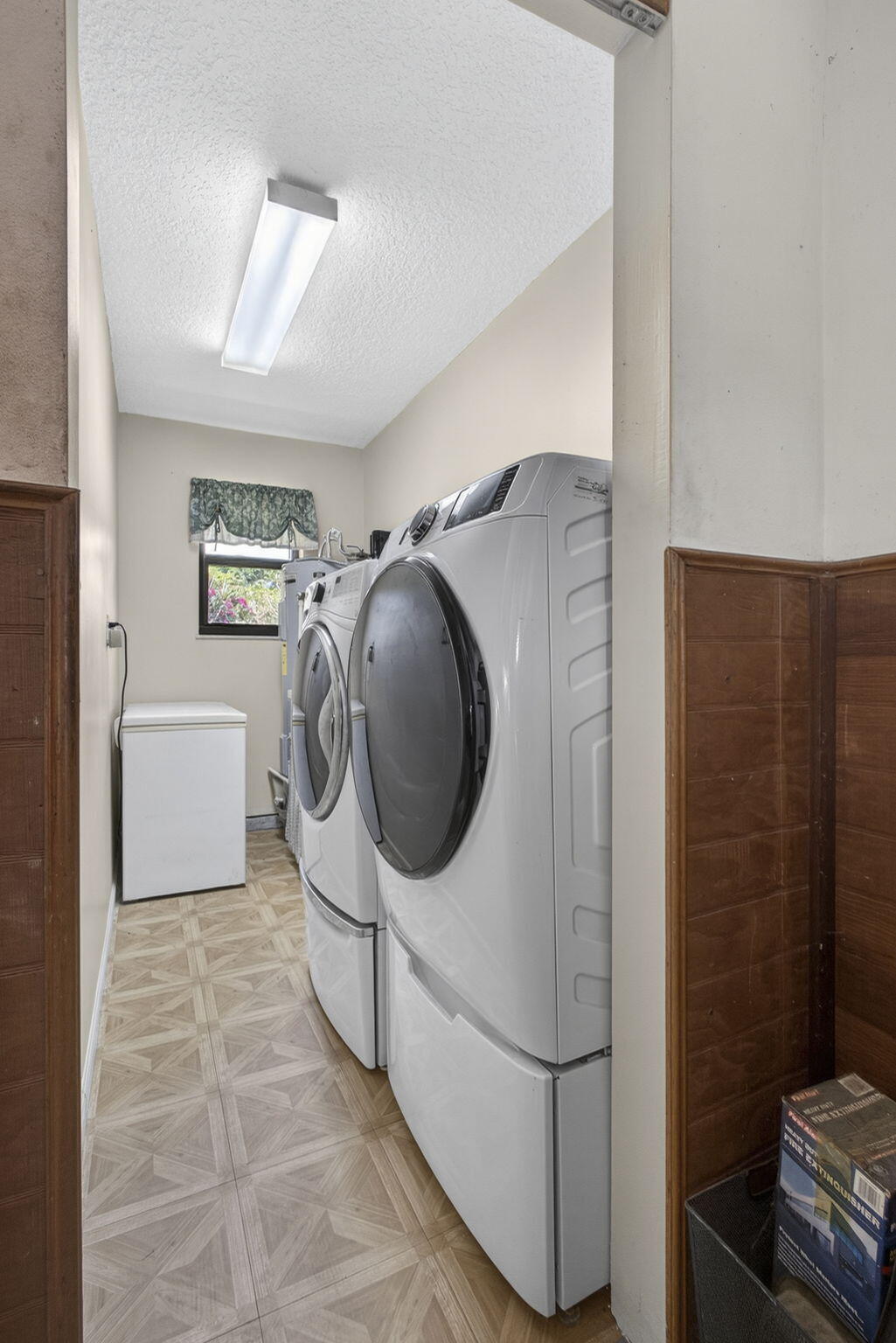 PALM BEACH LITTLE RANCHES EAST OF WELLINGTON - Residential