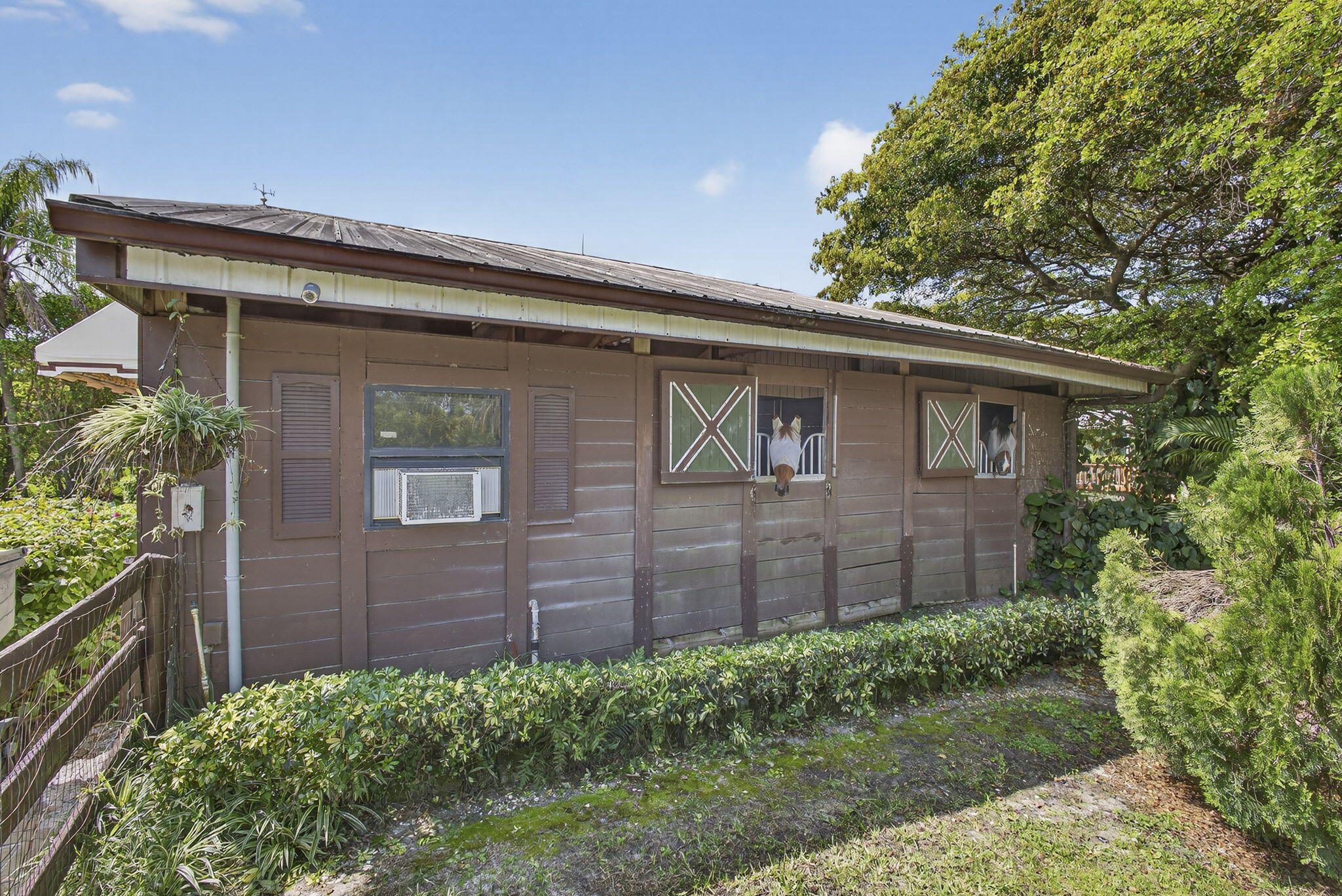 PALM BEACH LITTLE RANCHES EAST OF WELLINGTON - Residential