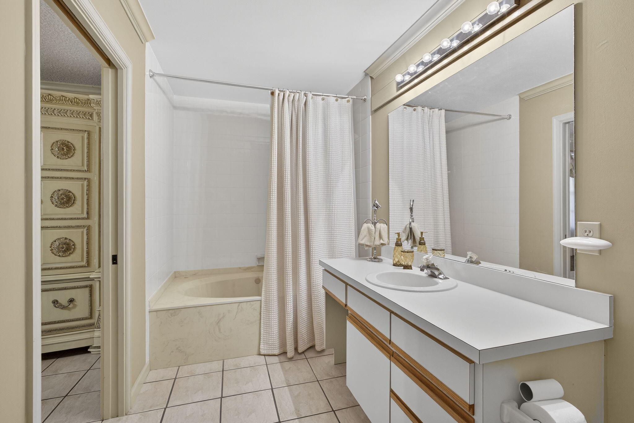 PALM BEACH LITTLE RANCHES EAST OF WELLINGTON - Residential