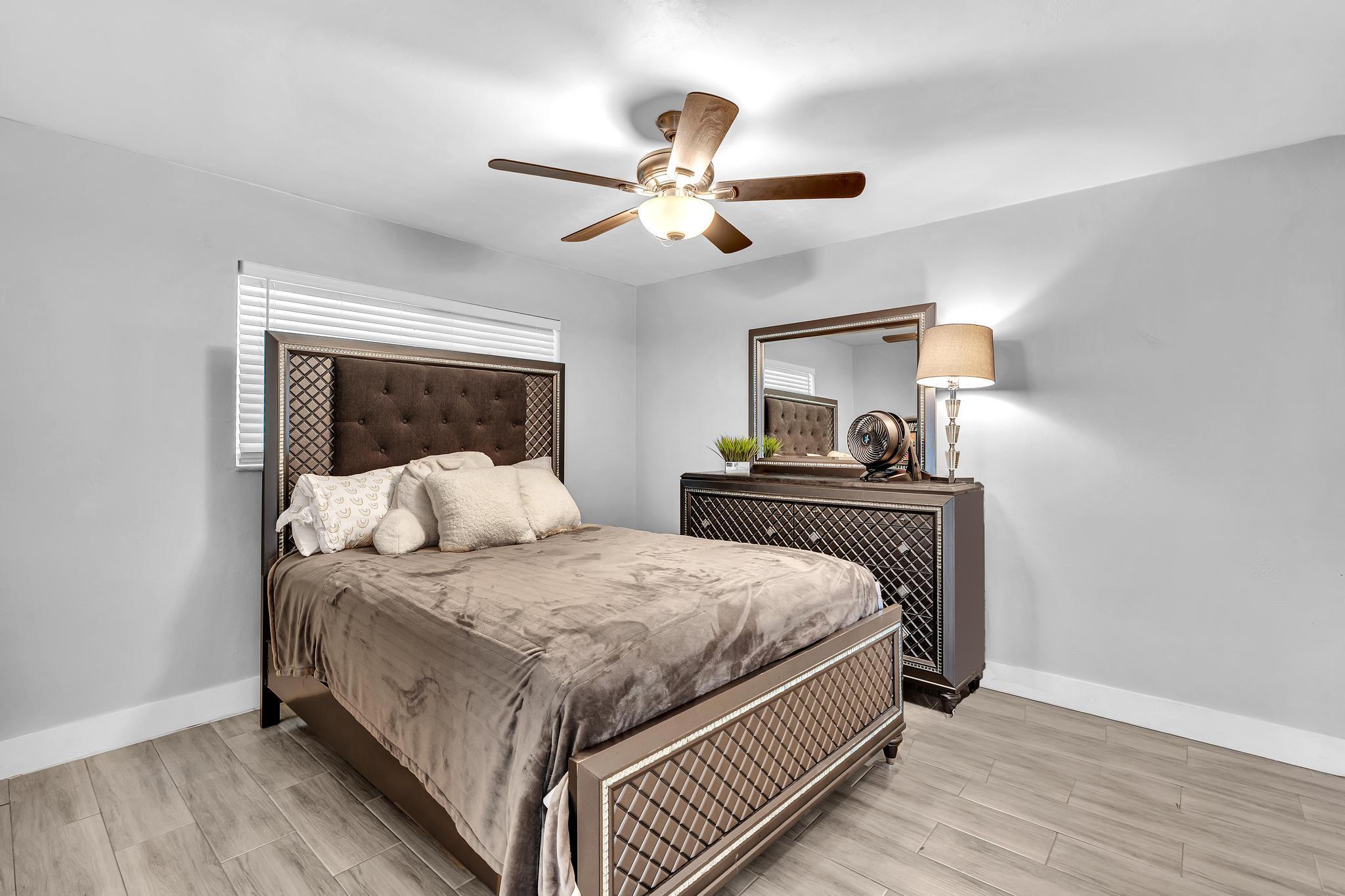 ROOSEVELT ESTATES - Residential