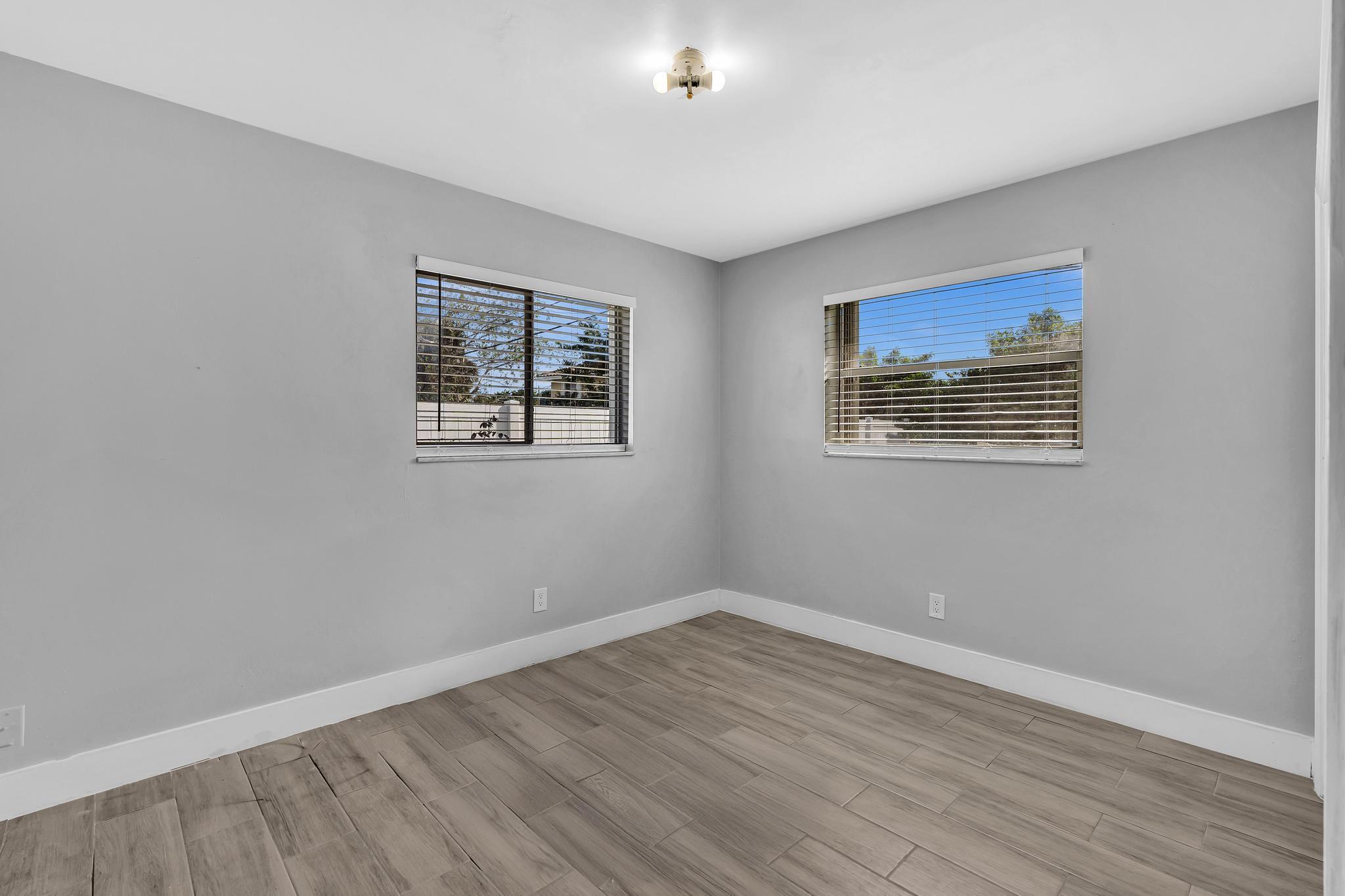 ROOSEVELT ESTATES - Residential