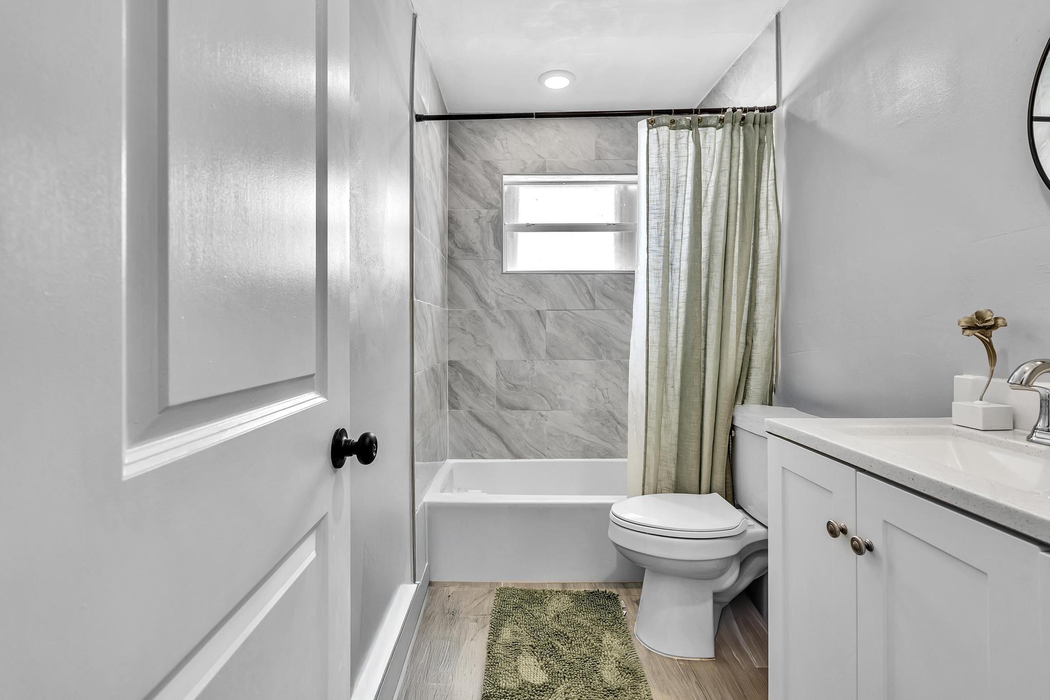 ROOSEVELT ESTATES - Residential