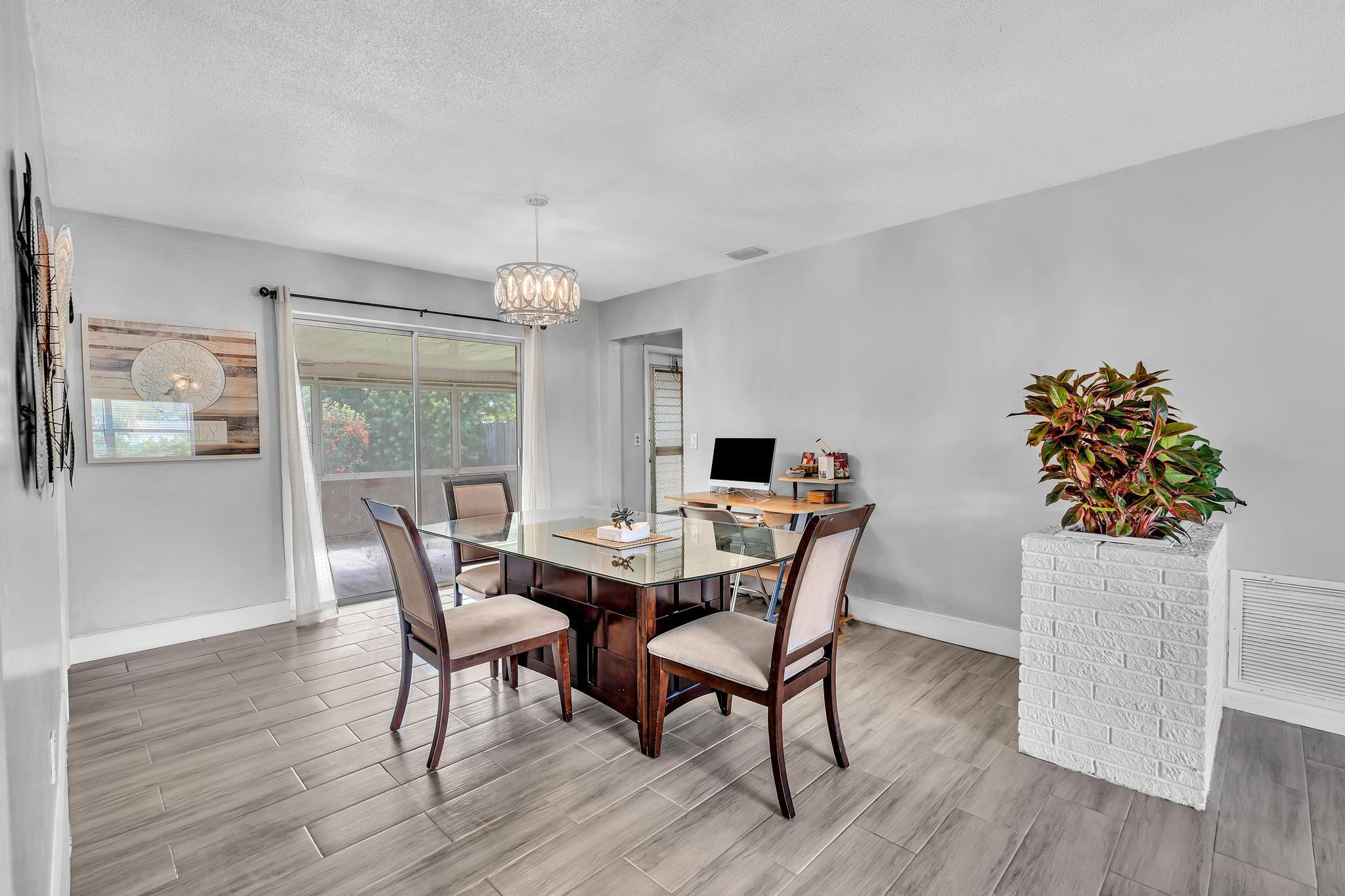 ROOSEVELT ESTATES - Residential