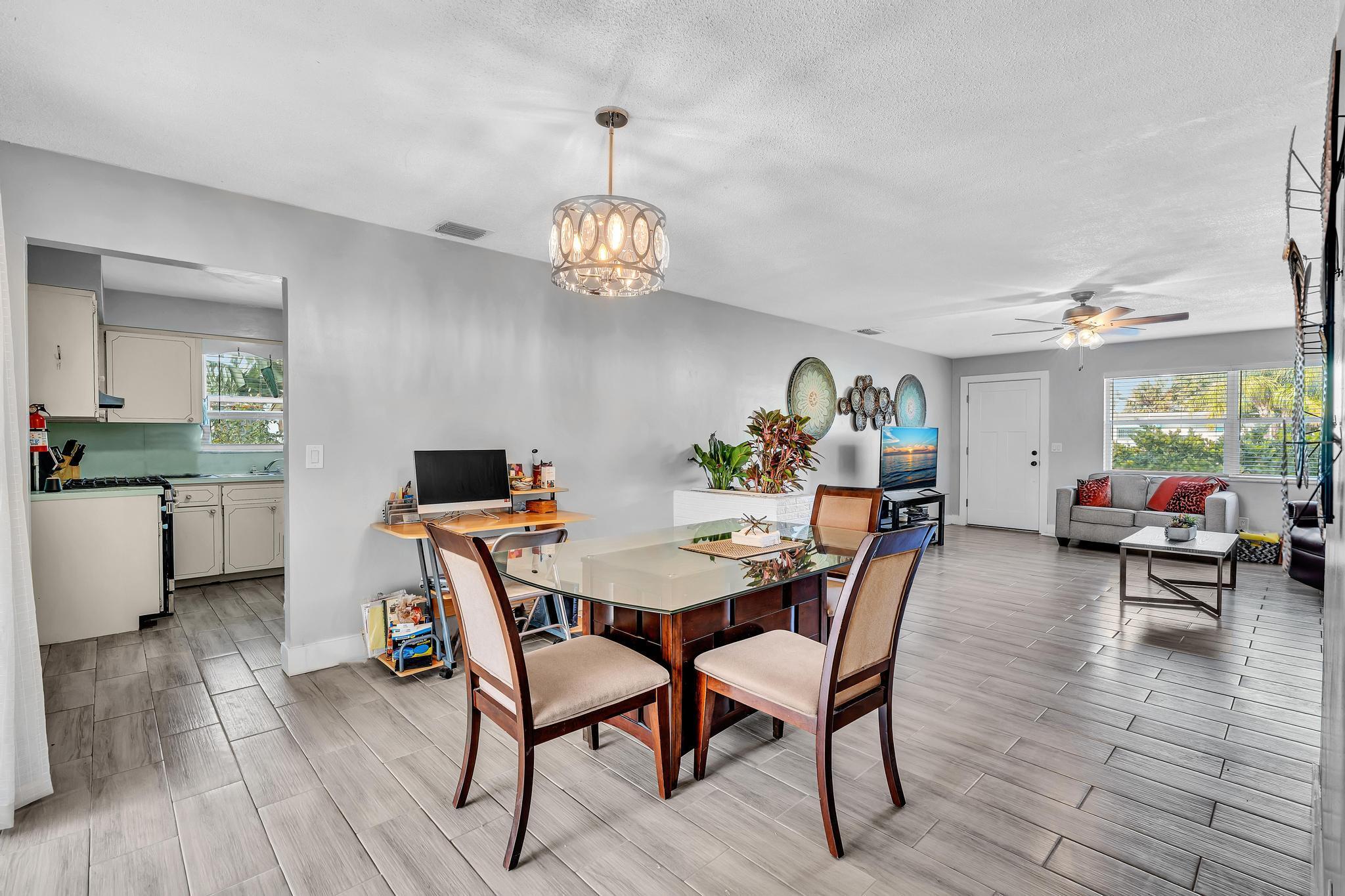 ROOSEVELT ESTATES - Residential