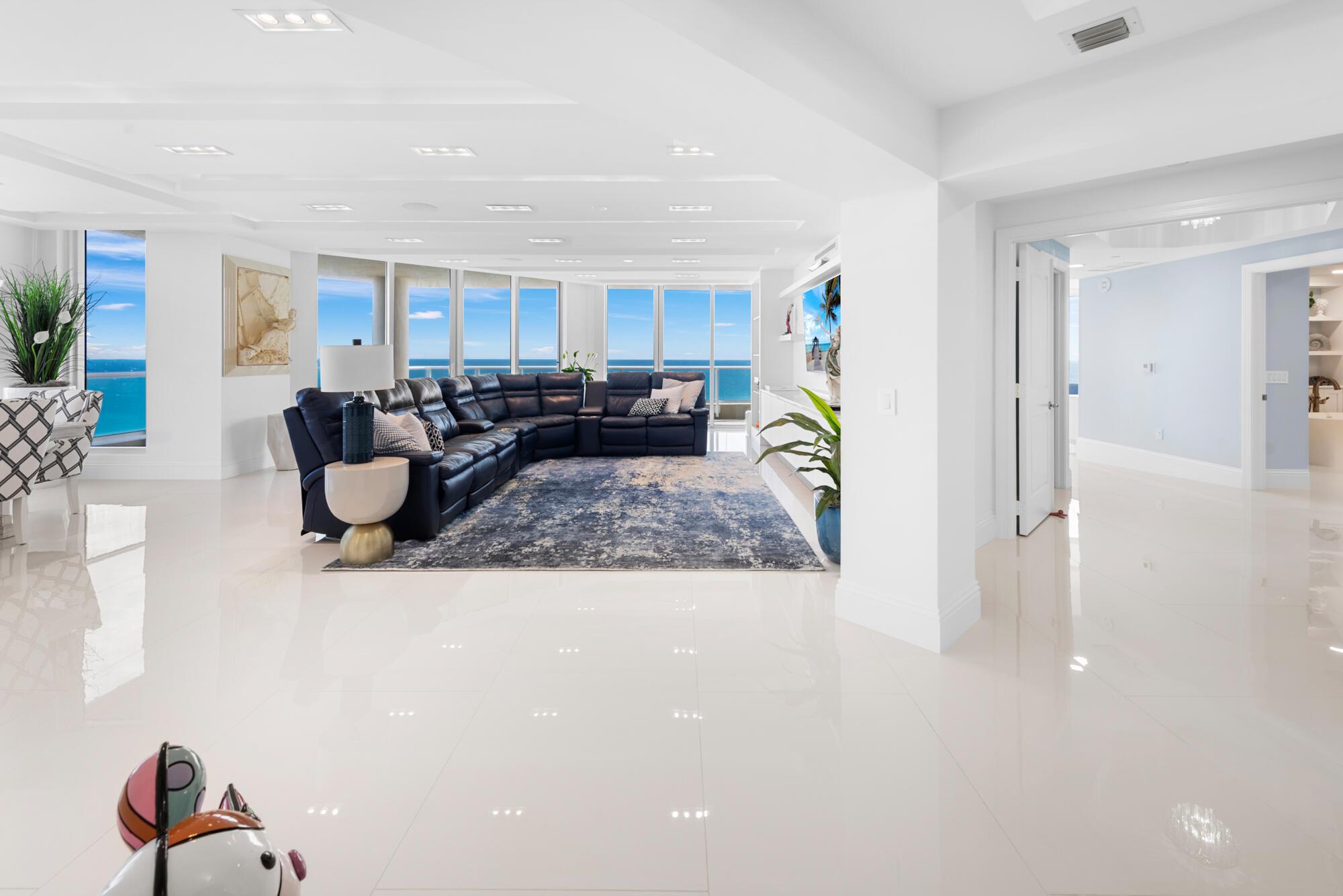 OCEANS EDGE AT SINGER ISL - Residential