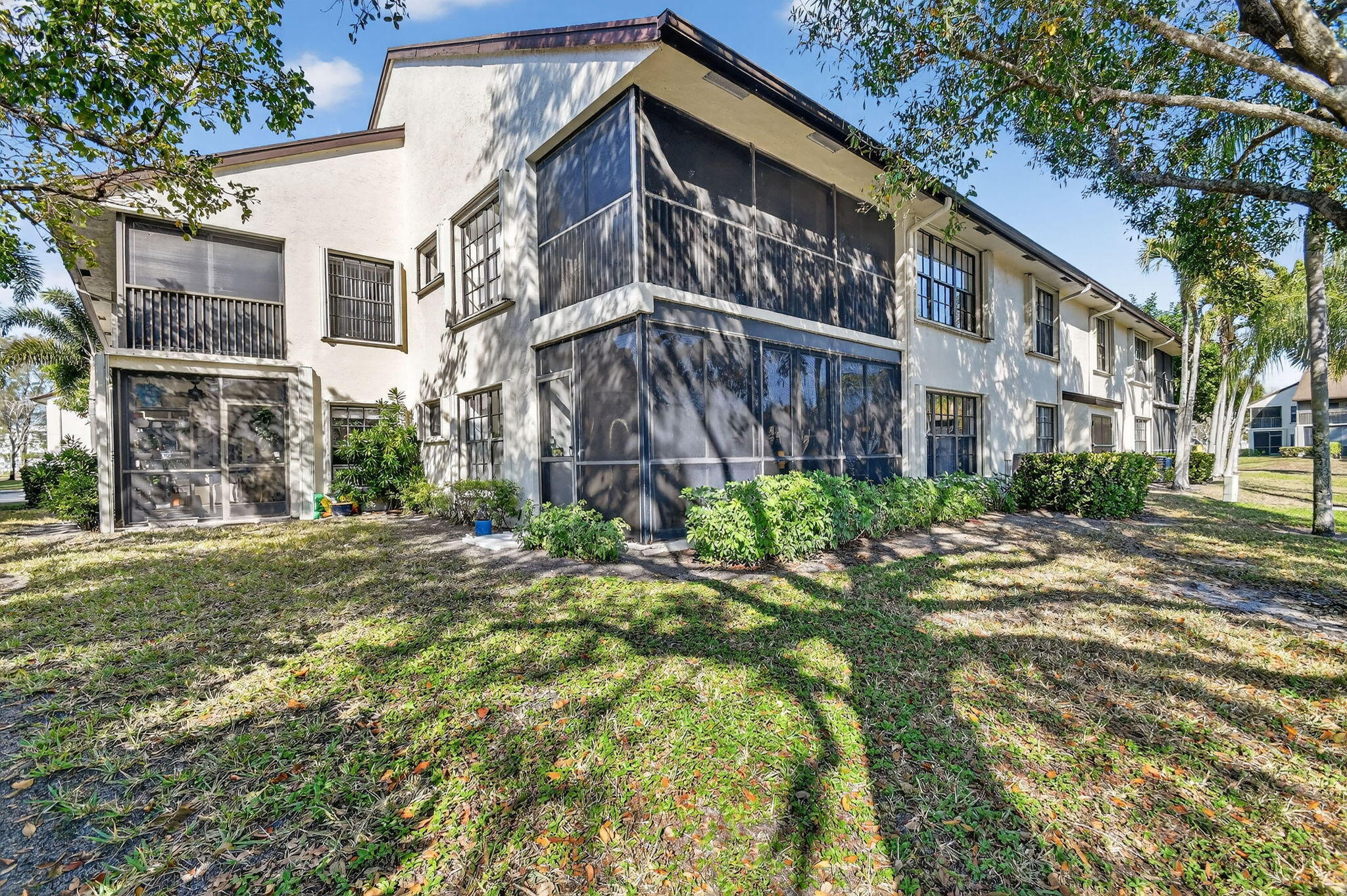 PARK POINTE - Residential