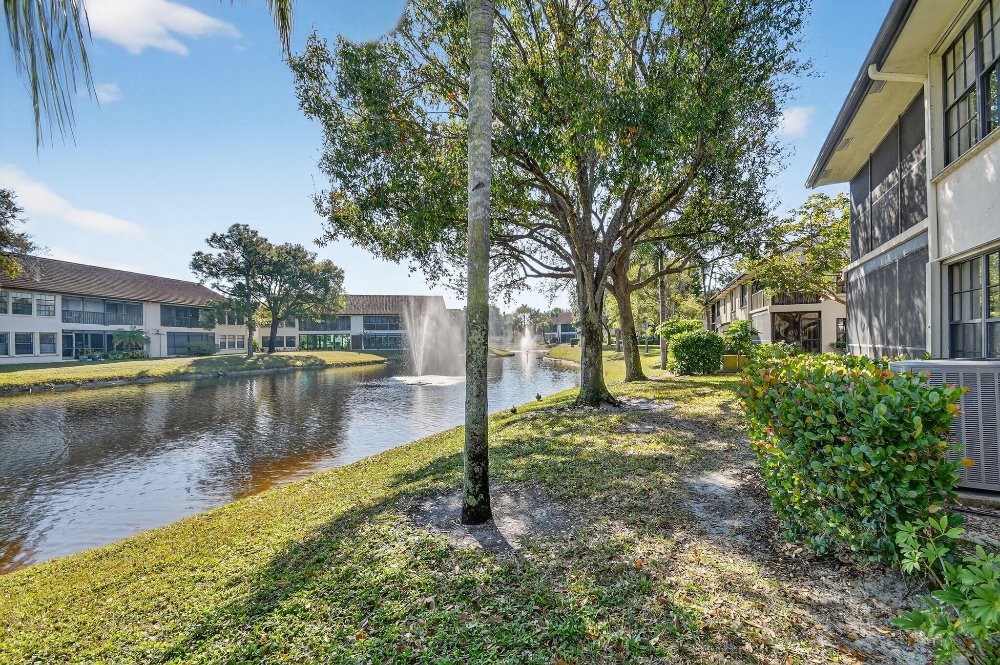 PARK POINTE - Residential