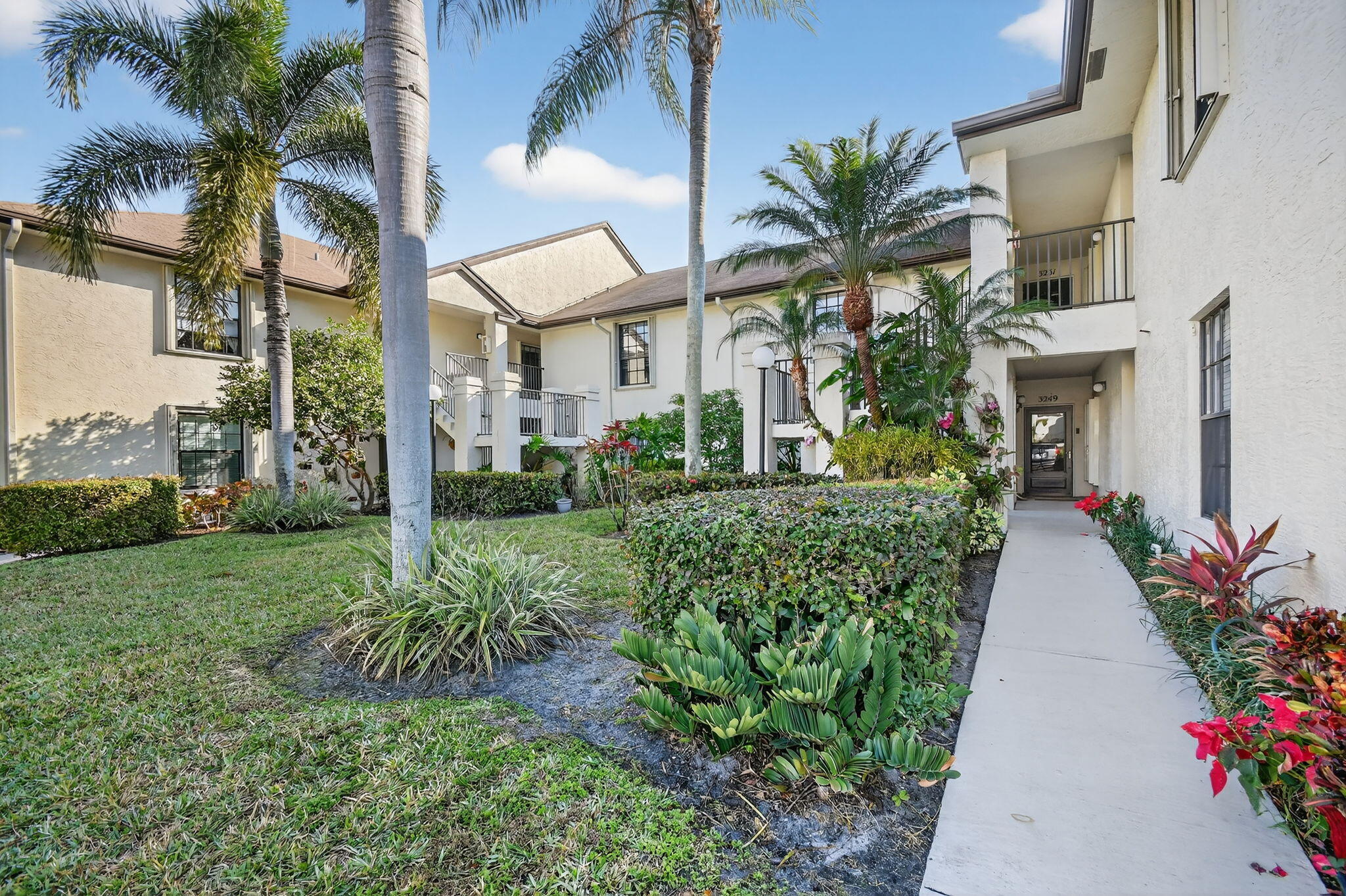 PARK POINTE - Residential