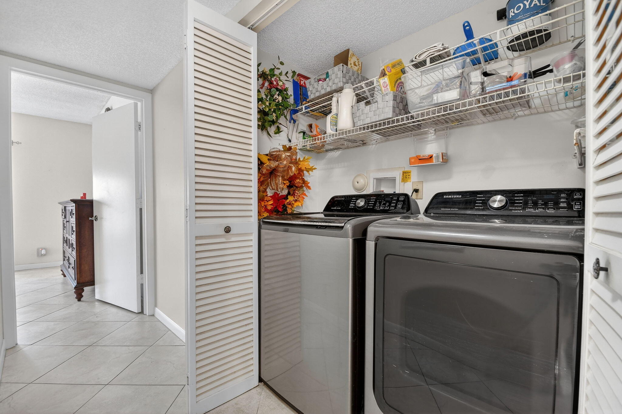 PARK POINTE - Residential