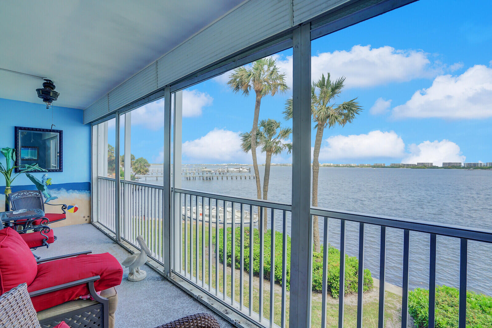 WATERWAY CLUB - Residential