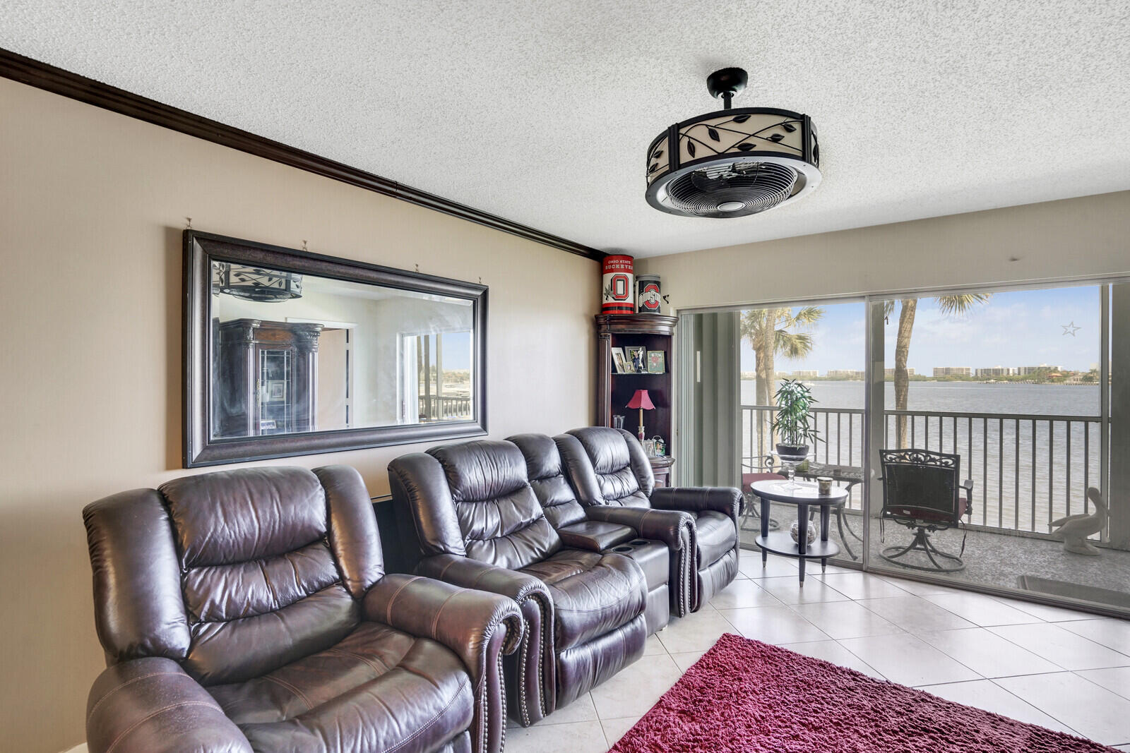WATERWAY CLUB - Residential