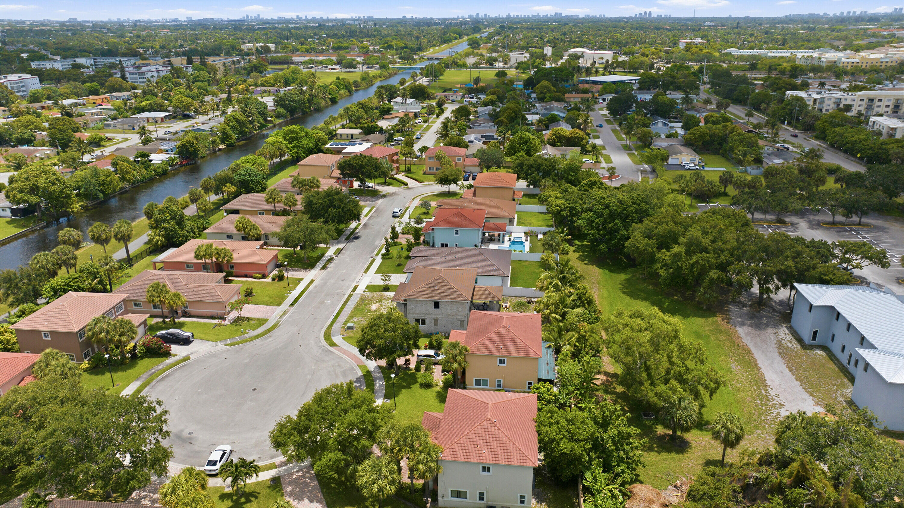 PINE CONE ESTATES - Residential