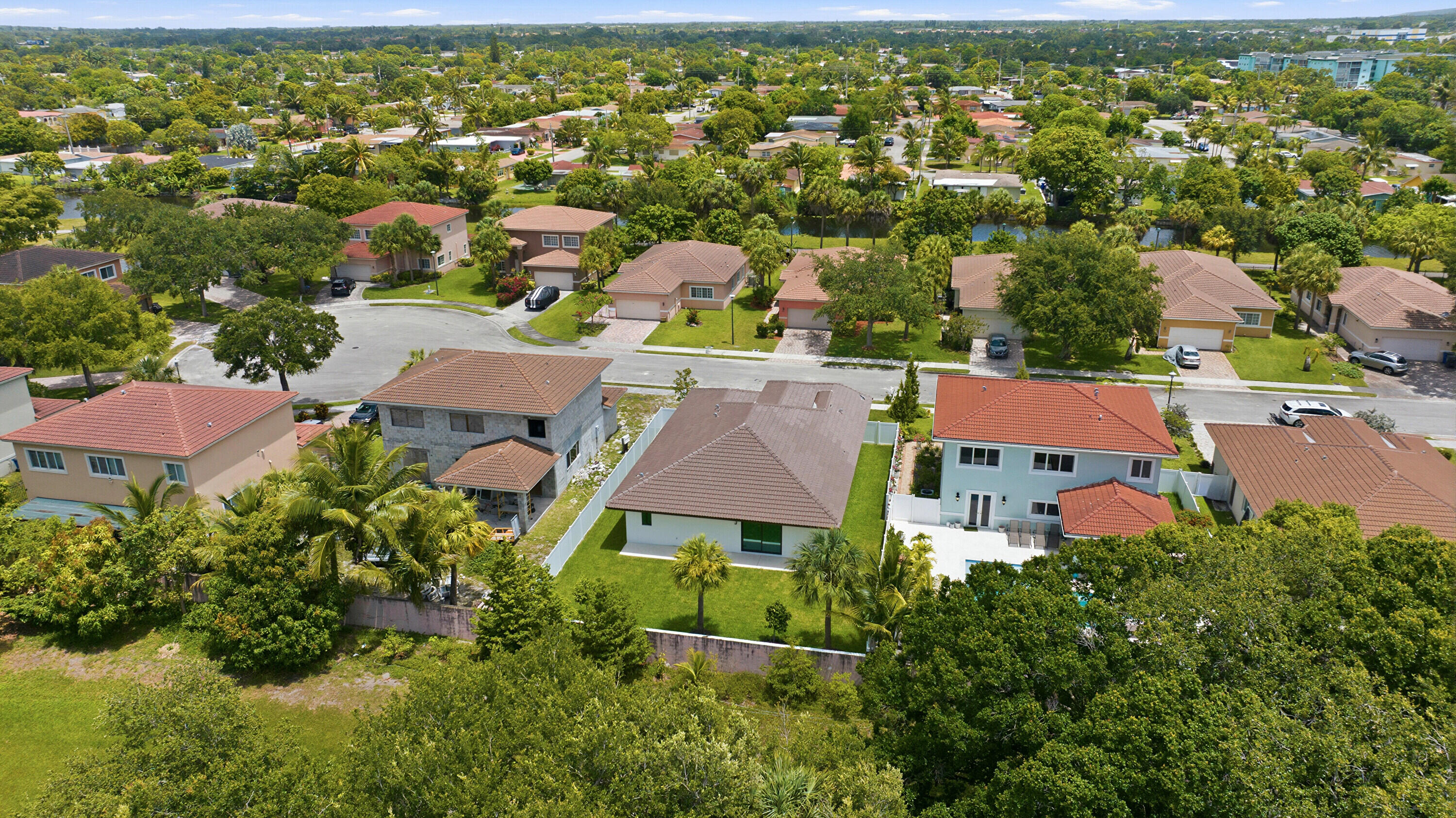 PINE CONE ESTATES - Residential
