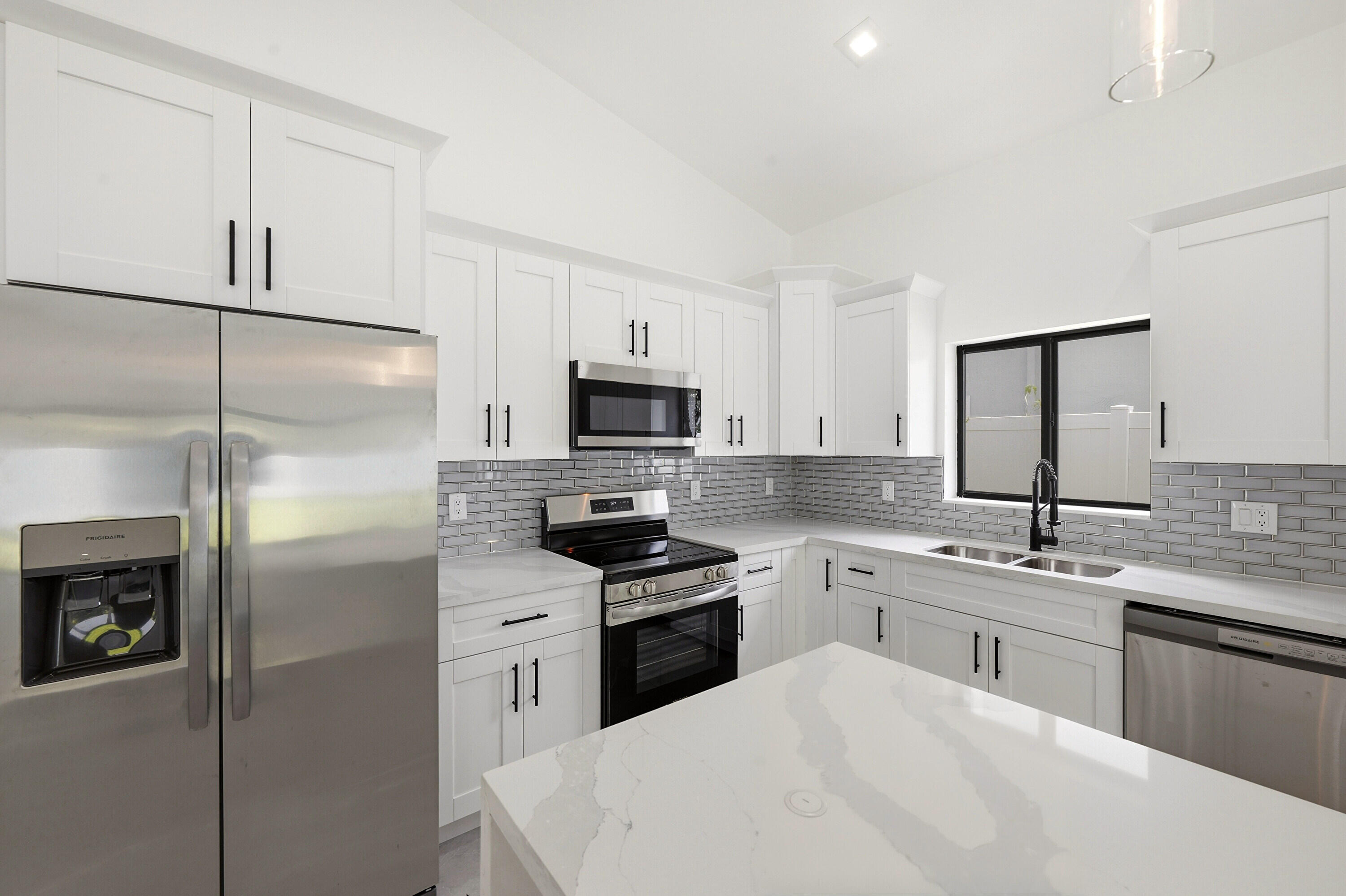 PINE CONE ESTATES - Residential