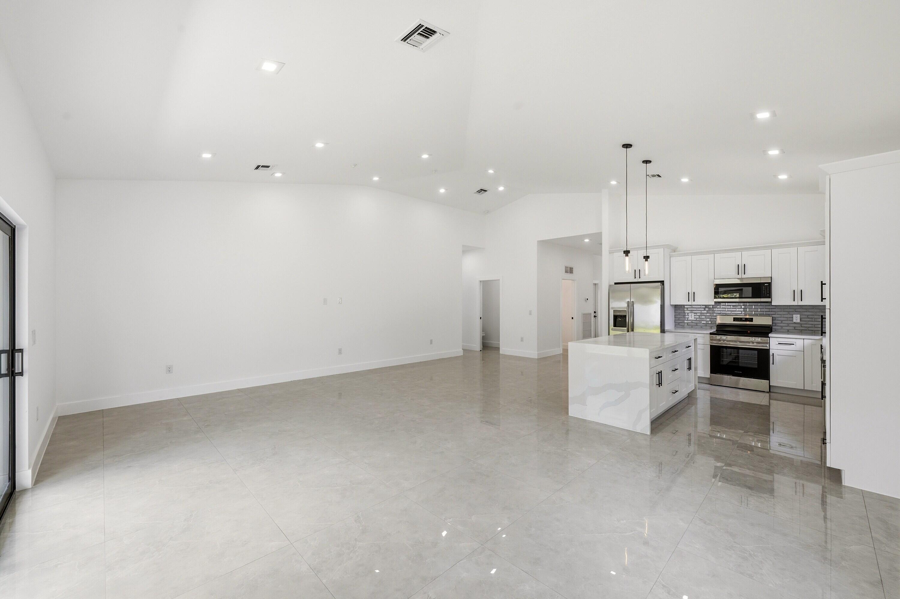 PINE CONE ESTATES - Residential