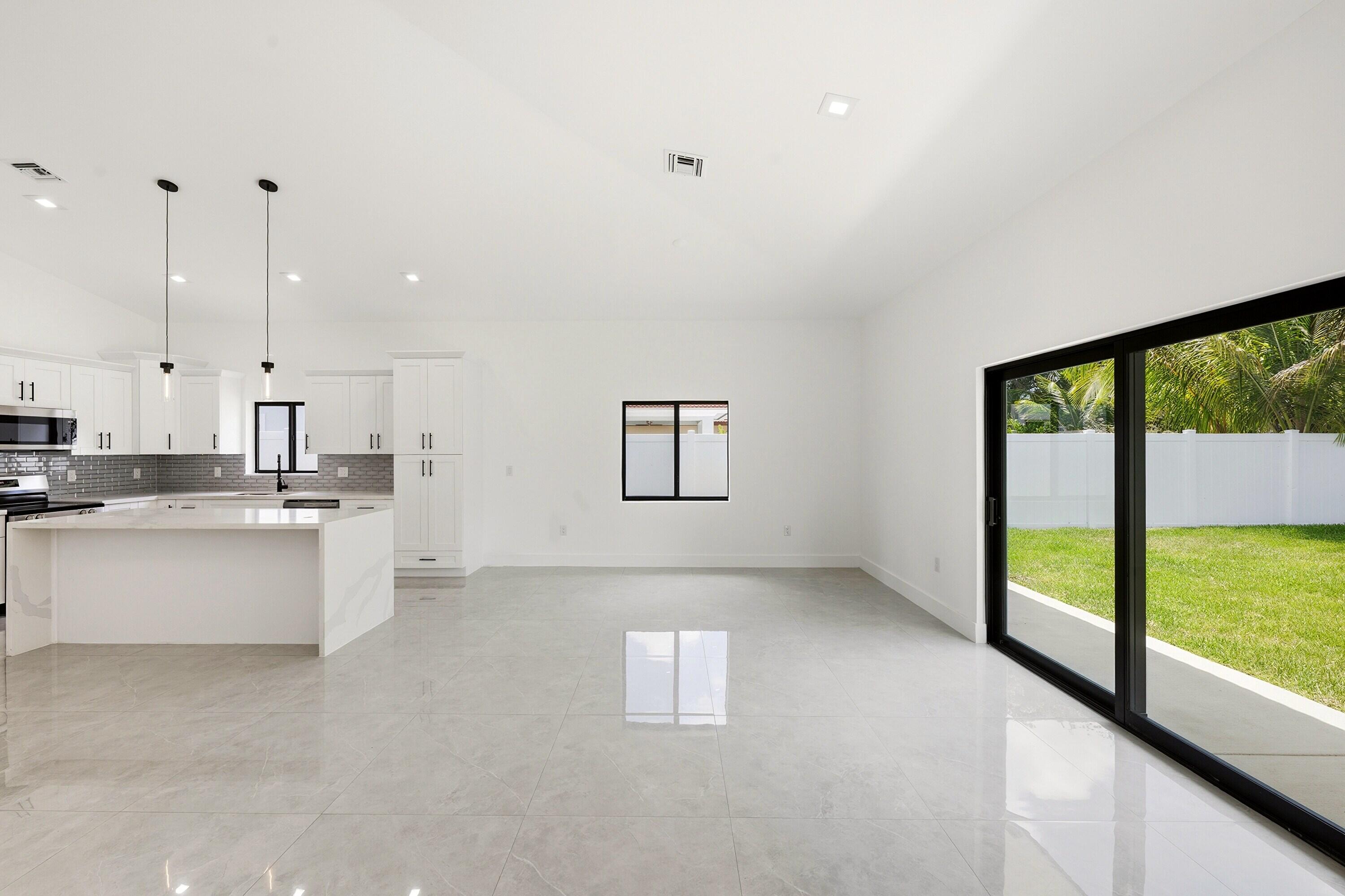 PINE CONE ESTATES - Residential
