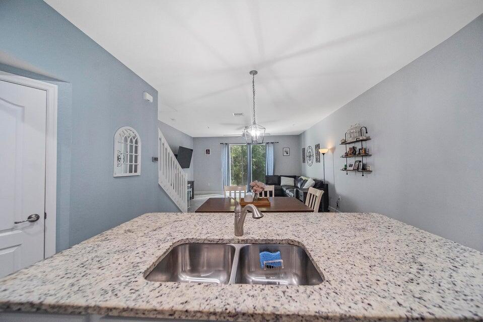 RIVER MARINA - Residential