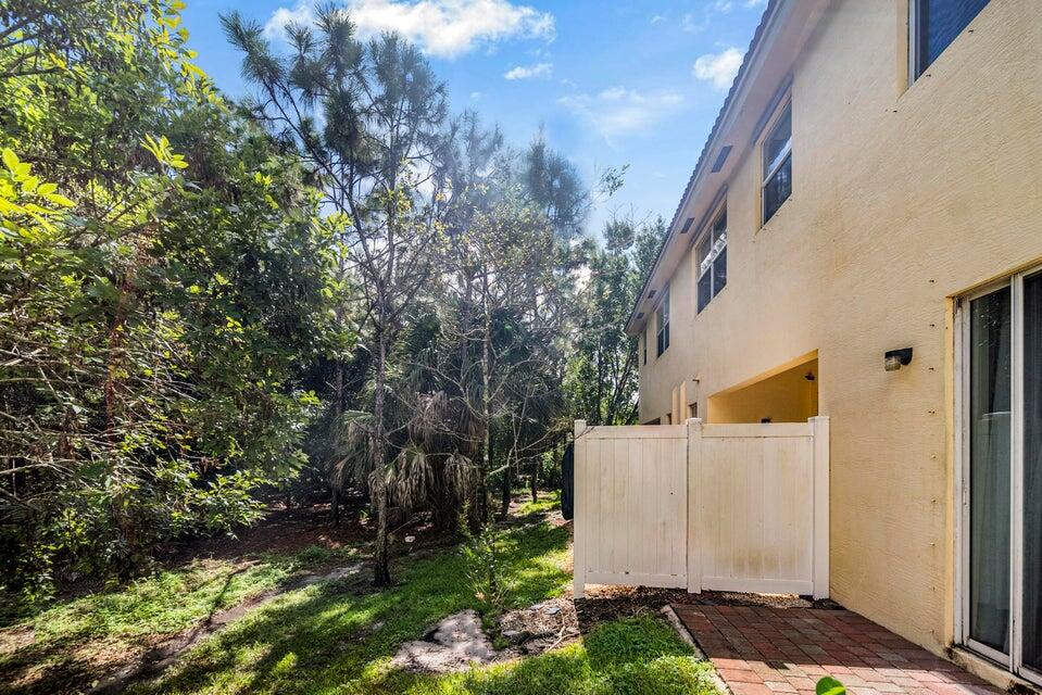 RIVER MARINA - Residential