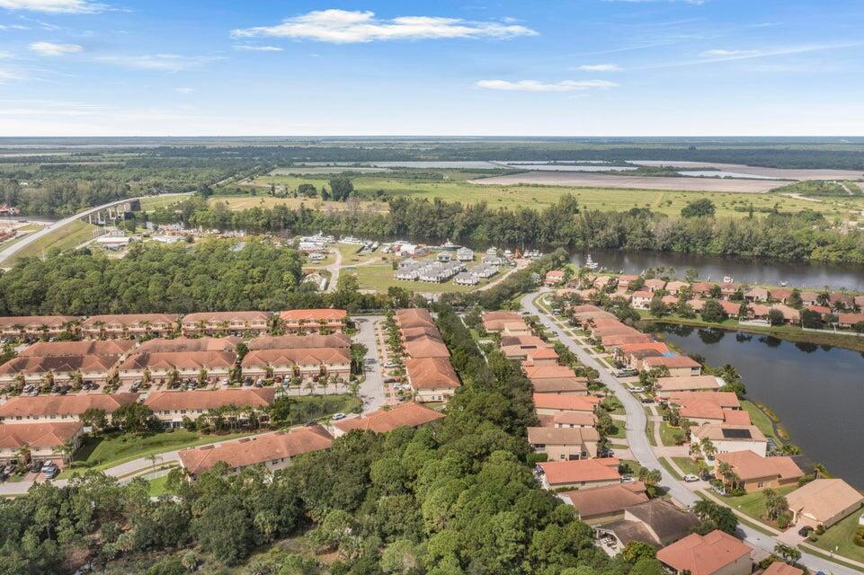 RIVER MARINA - Residential