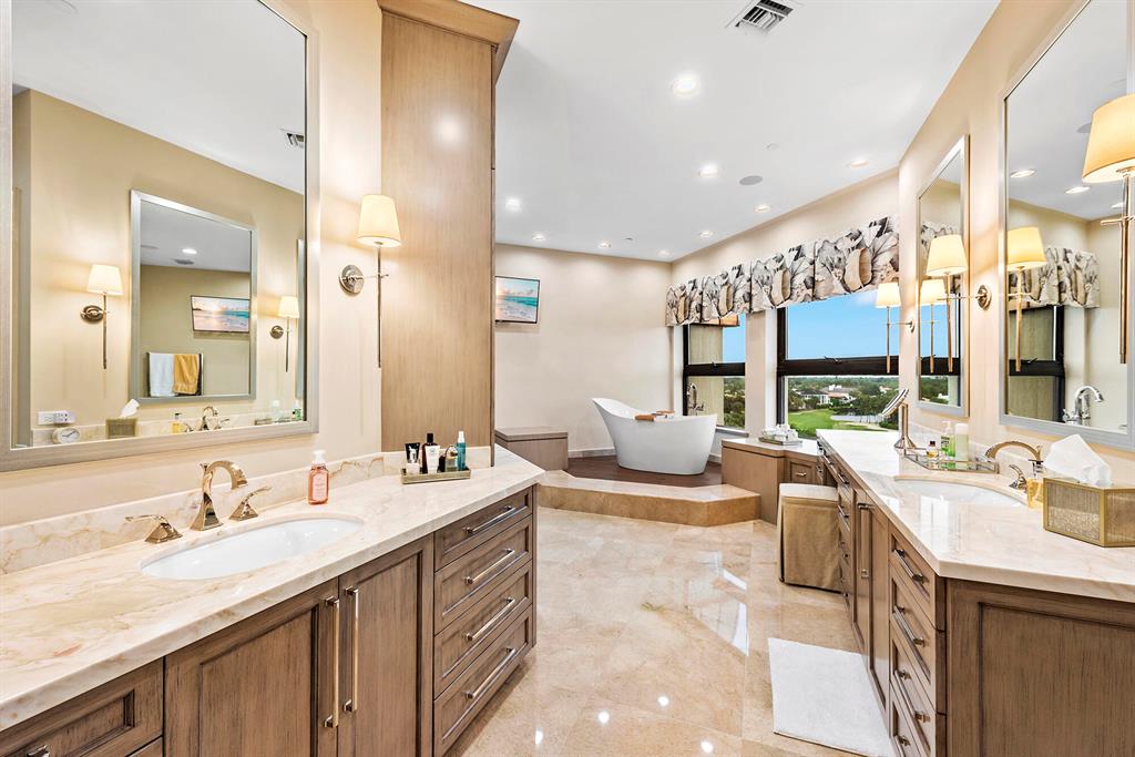 BOCA GROVE - Residential