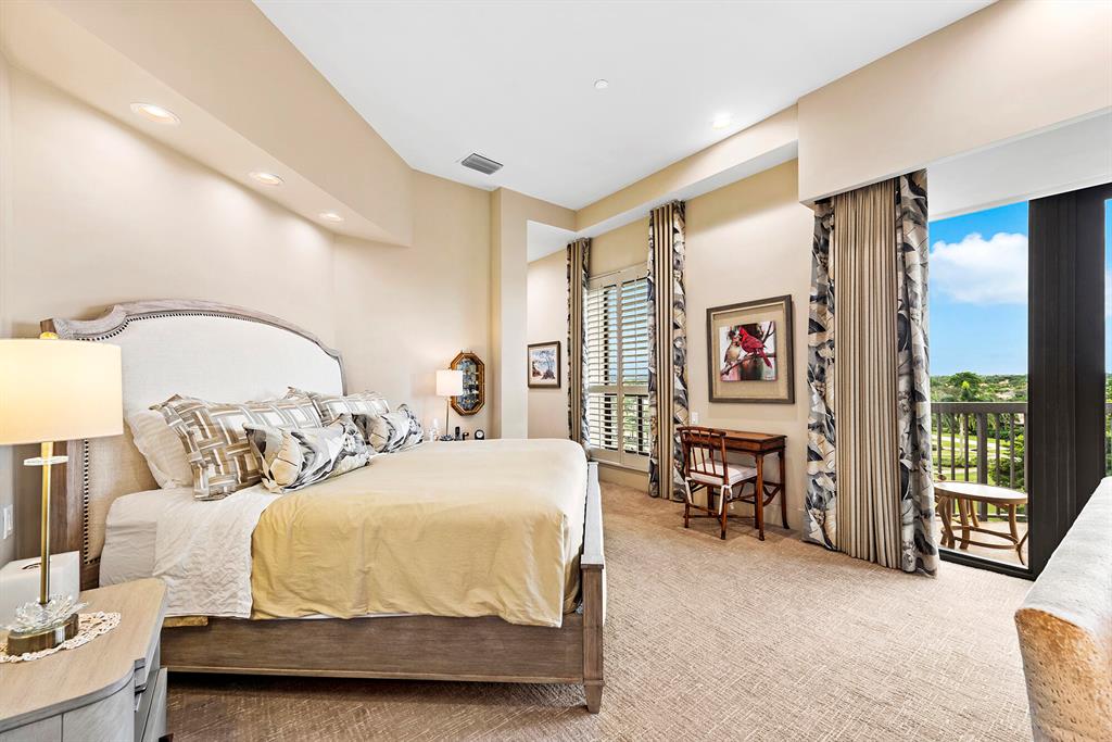 BOCA GROVE - Residential